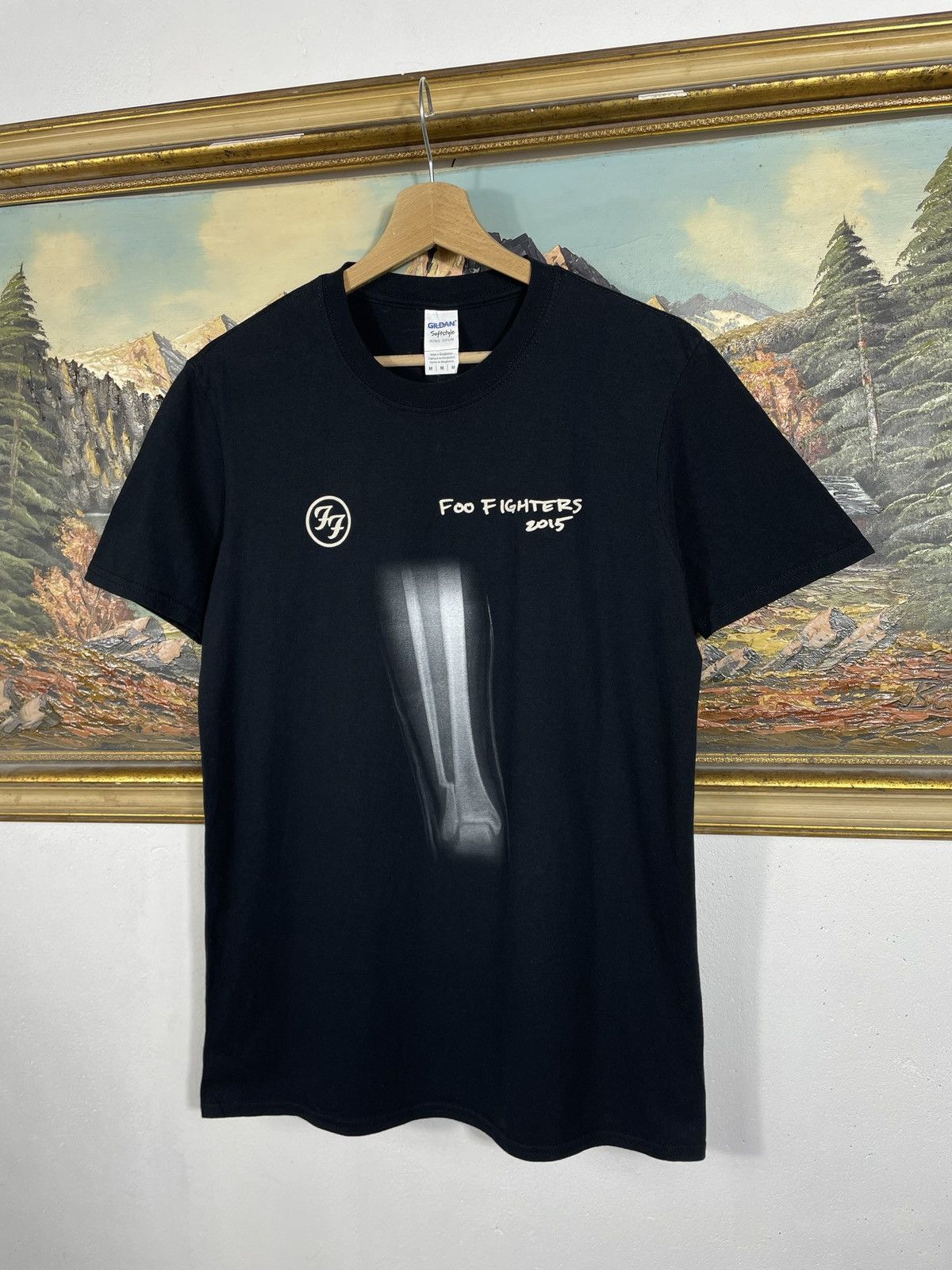 Band Tees Foo Fighters Vintage Black Tee Merch 2015 Rock Metal Band Size US M / EU 48-50 / 2 - 3 Thumbnail