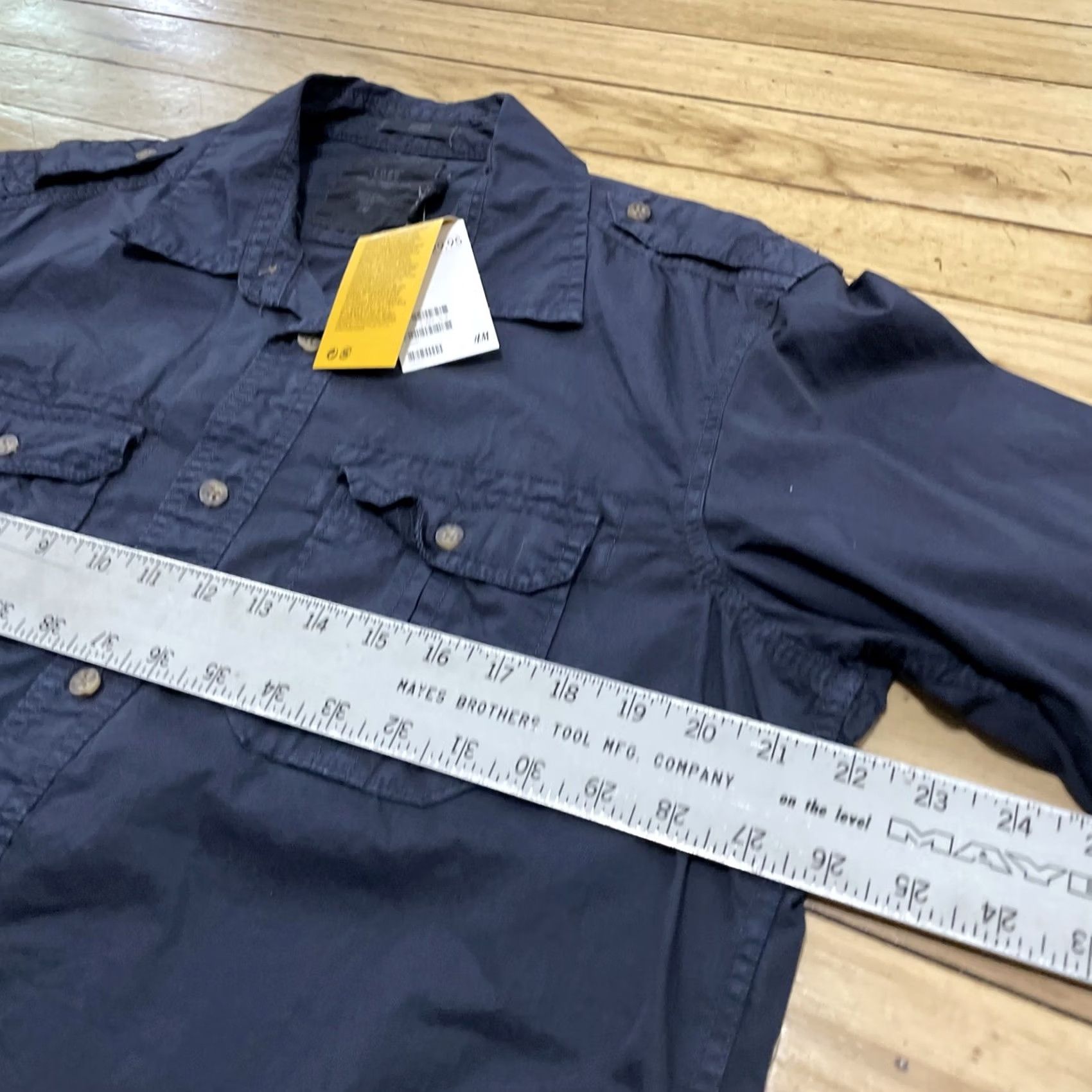 H&M H&M L.o.g.g. Button Up shirt New Men L Fitted Military Navy Blue Long Sleeve Shirt Men's Button-Up Navy Blue 30 Size US M / EU 48-50 / 2 - 6 Thumbnail