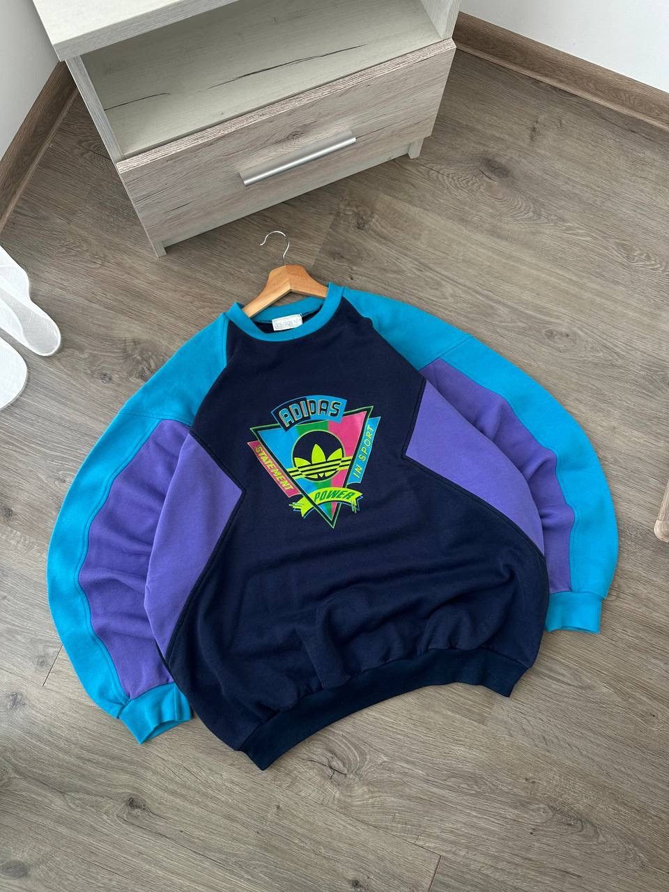Adidas × Vintage Vintage Adidas Sportswear 90’s Center Logo Sweatshirt Size US L / EU 52-54 / 3 - 6 Thumbnail