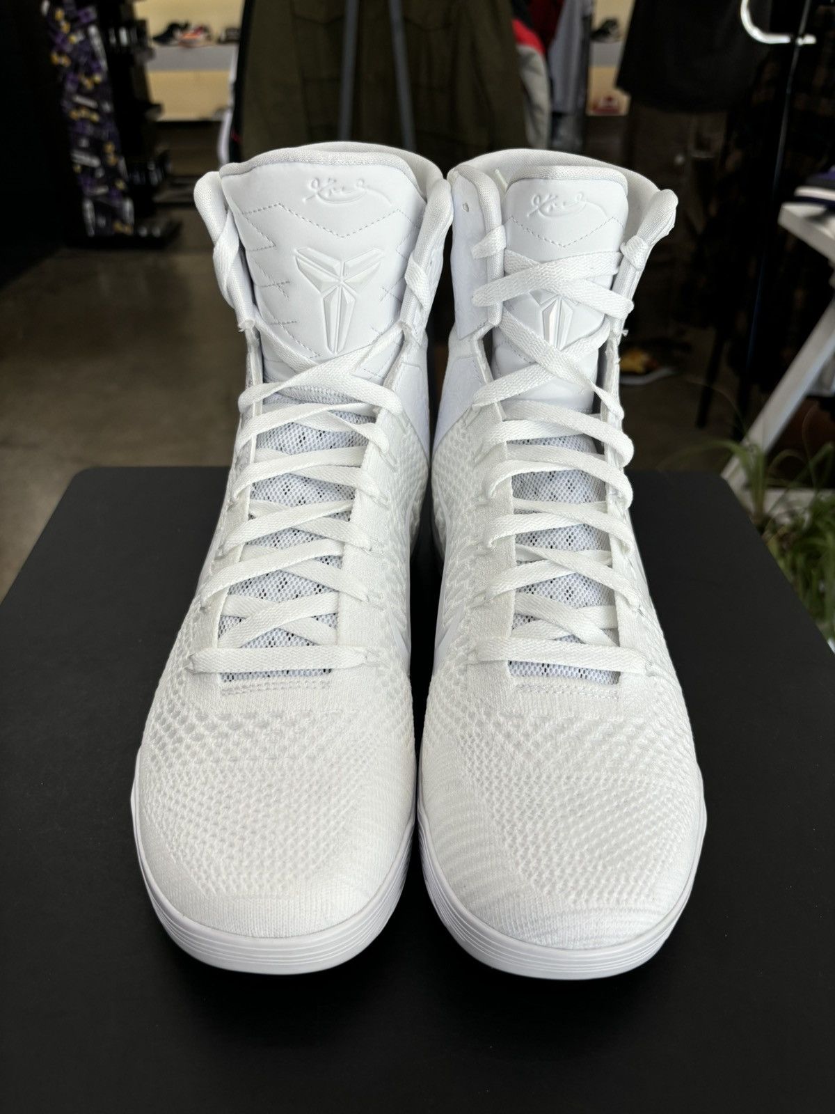 Nike Nike Kobe 9 Elite Protro Halo Sz. 9.5 (2024) Size US 9.5 / EU 42-43 - 2 Thumbnail