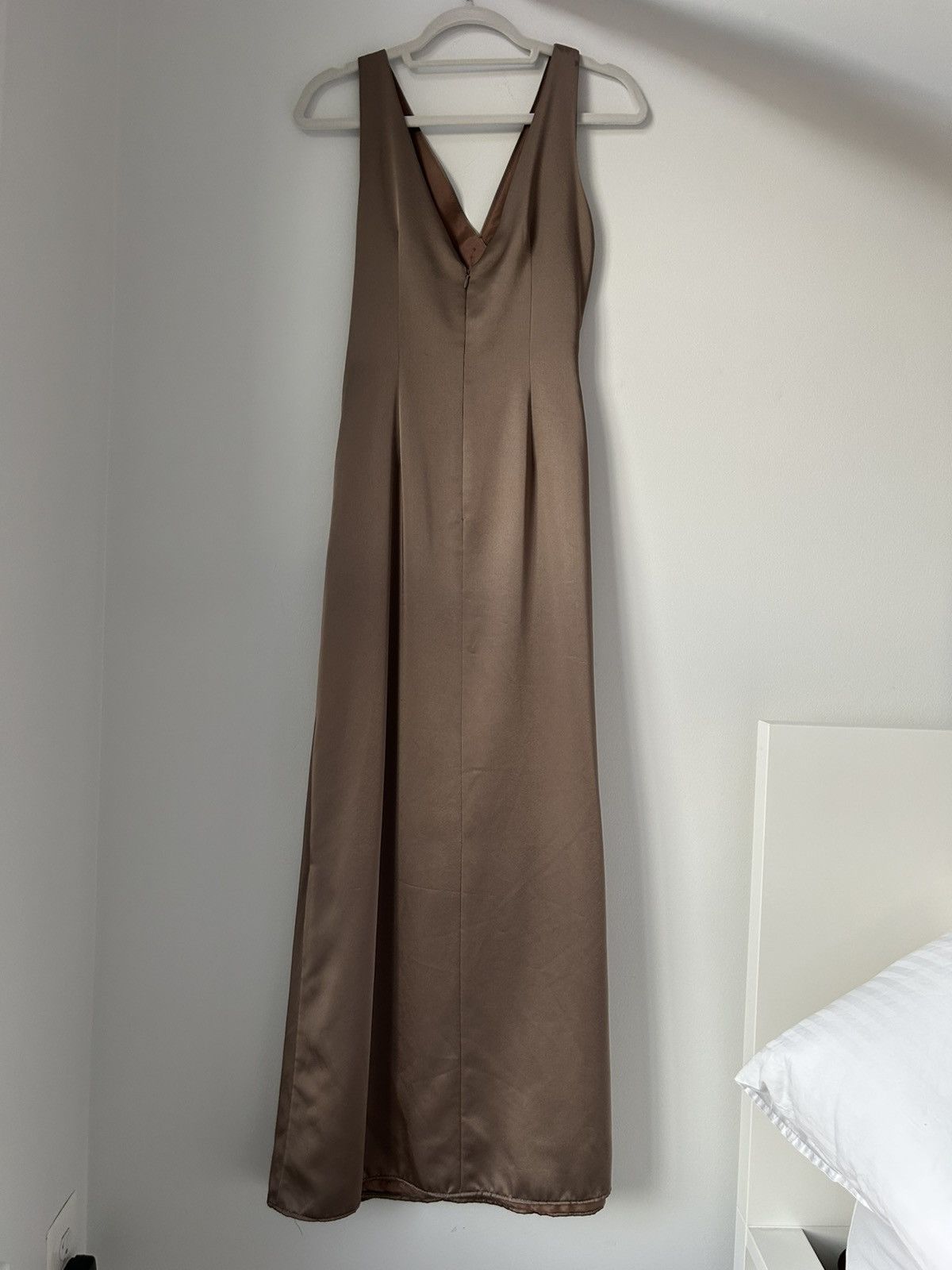 Bcbgmaxazria BCBG Max Azria Satin Evening Gown - Size 6 Size S / US 4 / IT 40 - 2 Thumbnail