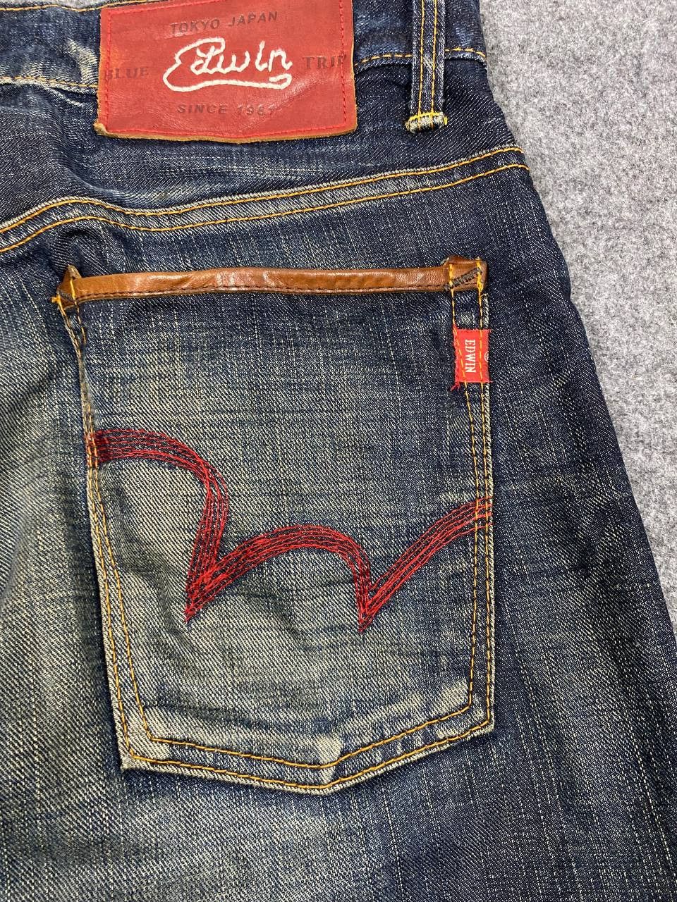 Edwin vintage edwin blue trip rusty distressed denim nice design Size US 37 - 4 Thumbnail