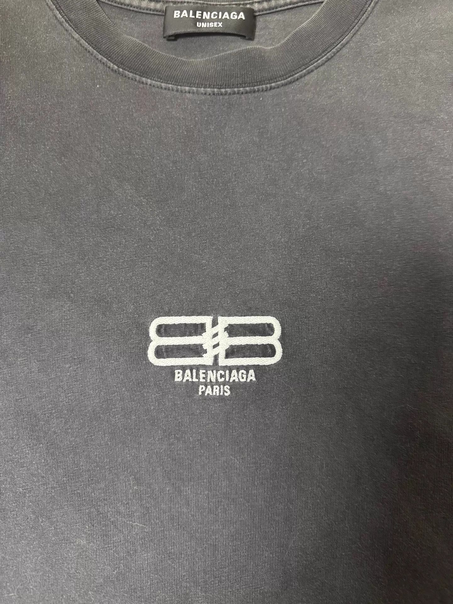Balenciaga Balenciaga Distressed Padlock Short Sleeve T-shirt M 99 New Size US M / EU 48-50 / 2 - 2 Thumbnail