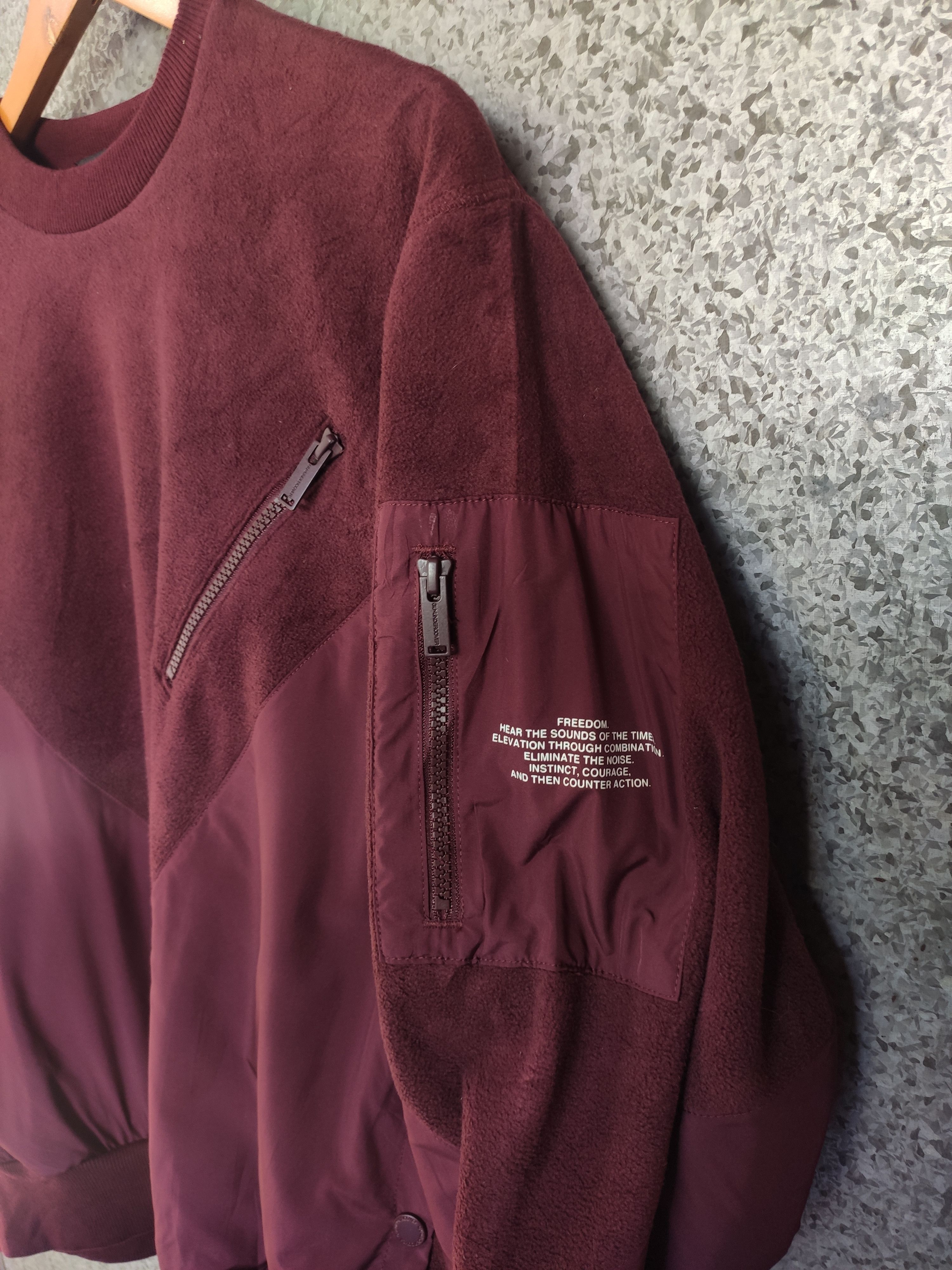 GU × Undercover 🔥 GU X Undercover sweater fleece zipper Size US L / EU 52-54 / 3 - 4 Thumbnail