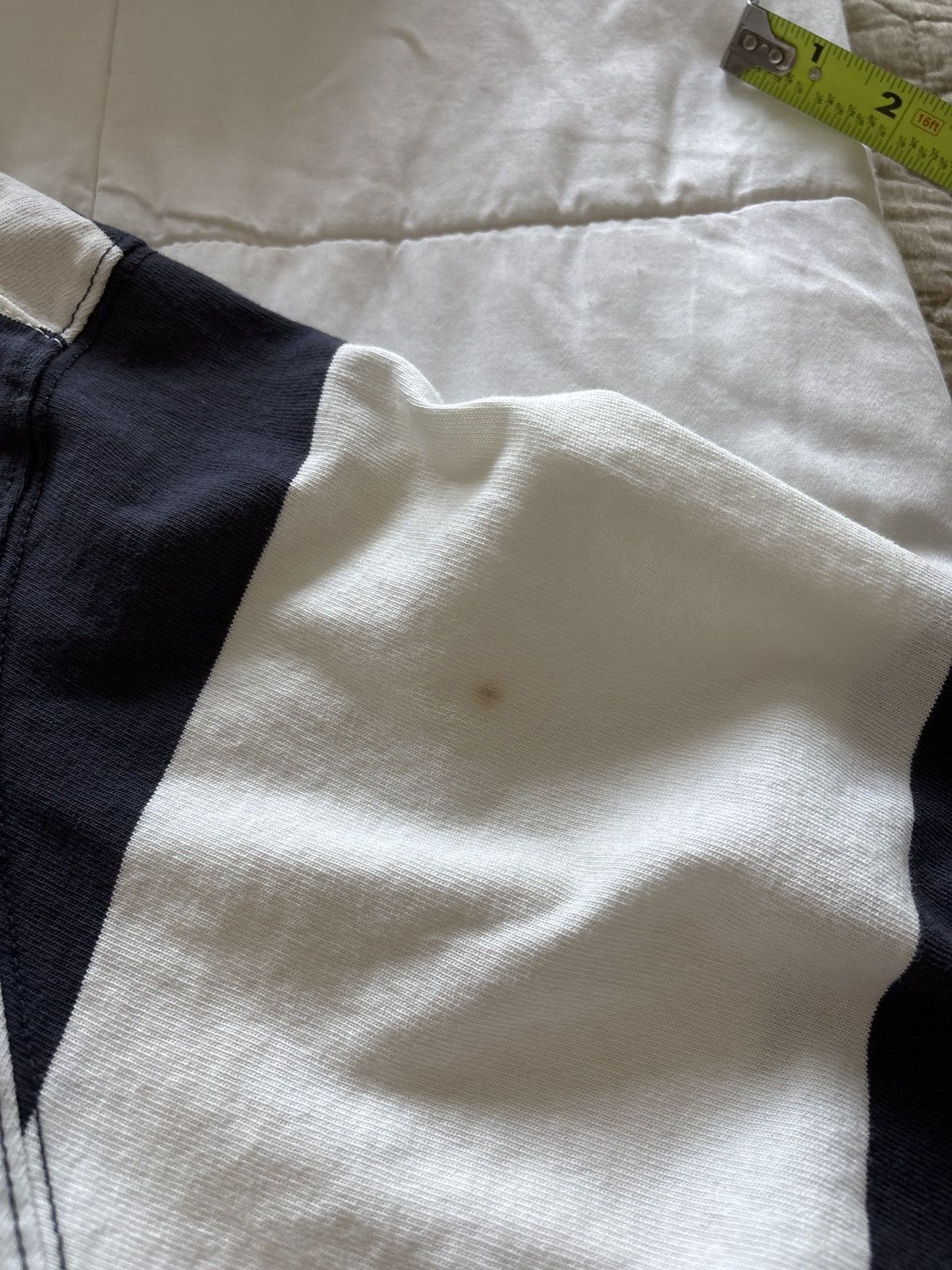 JW Anderson × Uniqlo JW Anderson x Uniqlo Striped Rugby Shirt – Navy/White (M) Size US M / EU 48-50 / 2 - 4 Thumbnail