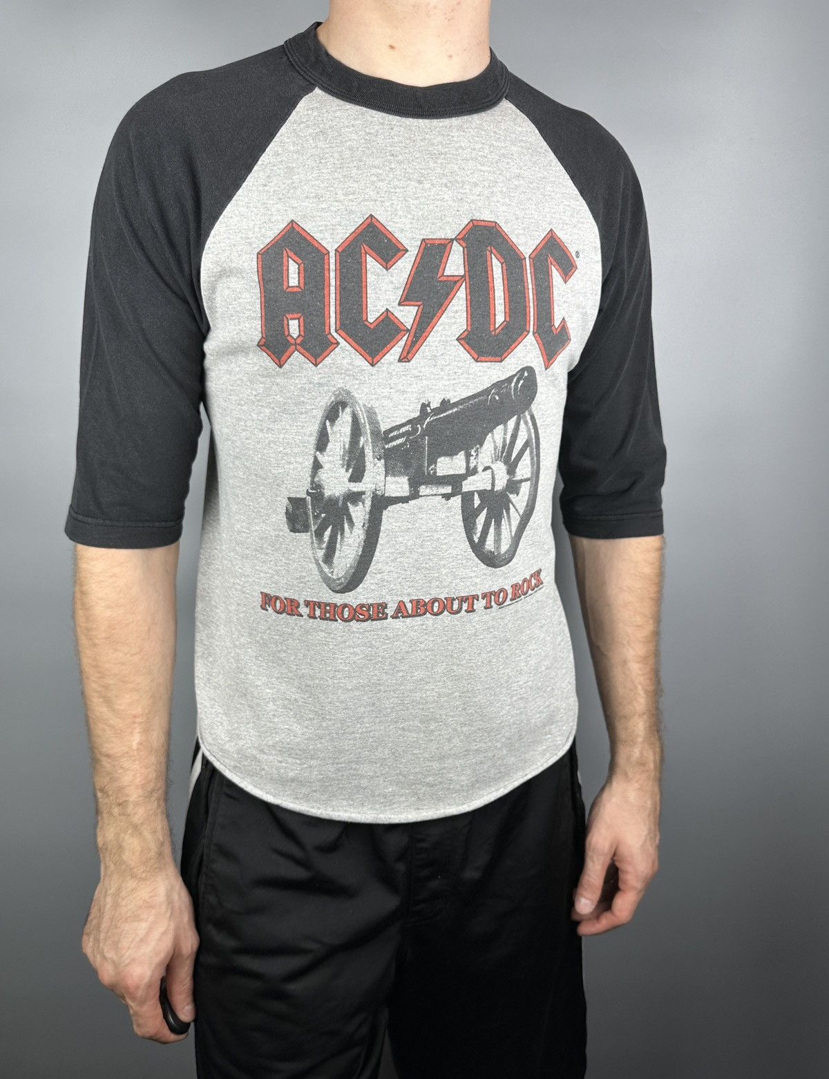 Band Tees Vintage AC/DC For Those About To Rock Band T Shirt USA Size US M / EU 48-50 / 2 - 12 Thumbnail