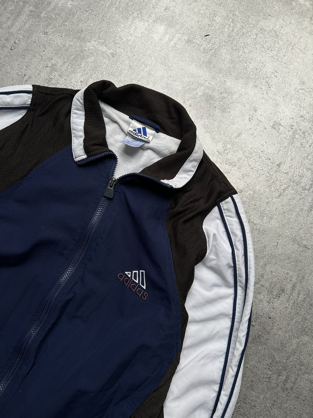 Vintage Vintage Adidas Jacket Size US M / EU 48-50 / 2 - 3 Thumbnail