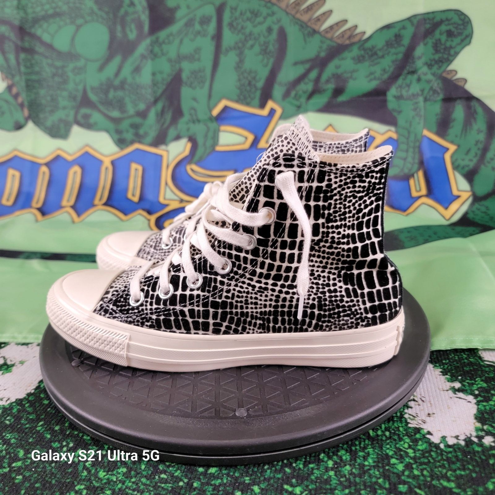 Converse Converse CTAS HI 570311C Womens sz 6.5 Egret/Black Size US 6.5 / IT 36.5 - 2 Thumbnail