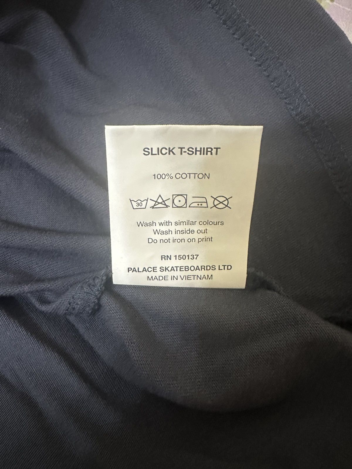 Palace PALACE SLICK T-SHIRT NAVY MEDIUM (*New) Graphic Tee Size US M / EU 48-50 / 2 - 5 Thumbnail
