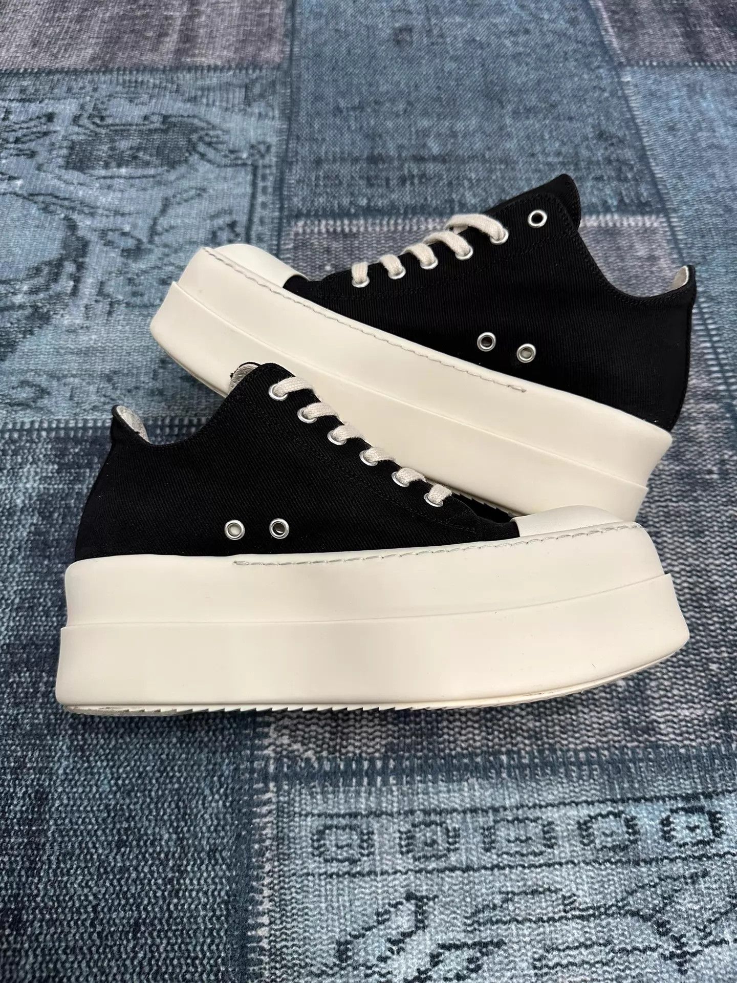 Rick Owens Rick Owens Low Top Thick Sole Sneaker 40 Size US 7 / EU 40 - 2 Thumbnail
