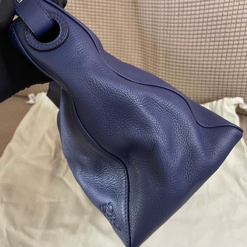 Loewe loewe Cowhide one-shoulder crossbody bag 2503-Nextarrow Size ONE SIZE - 4 Thumbnail