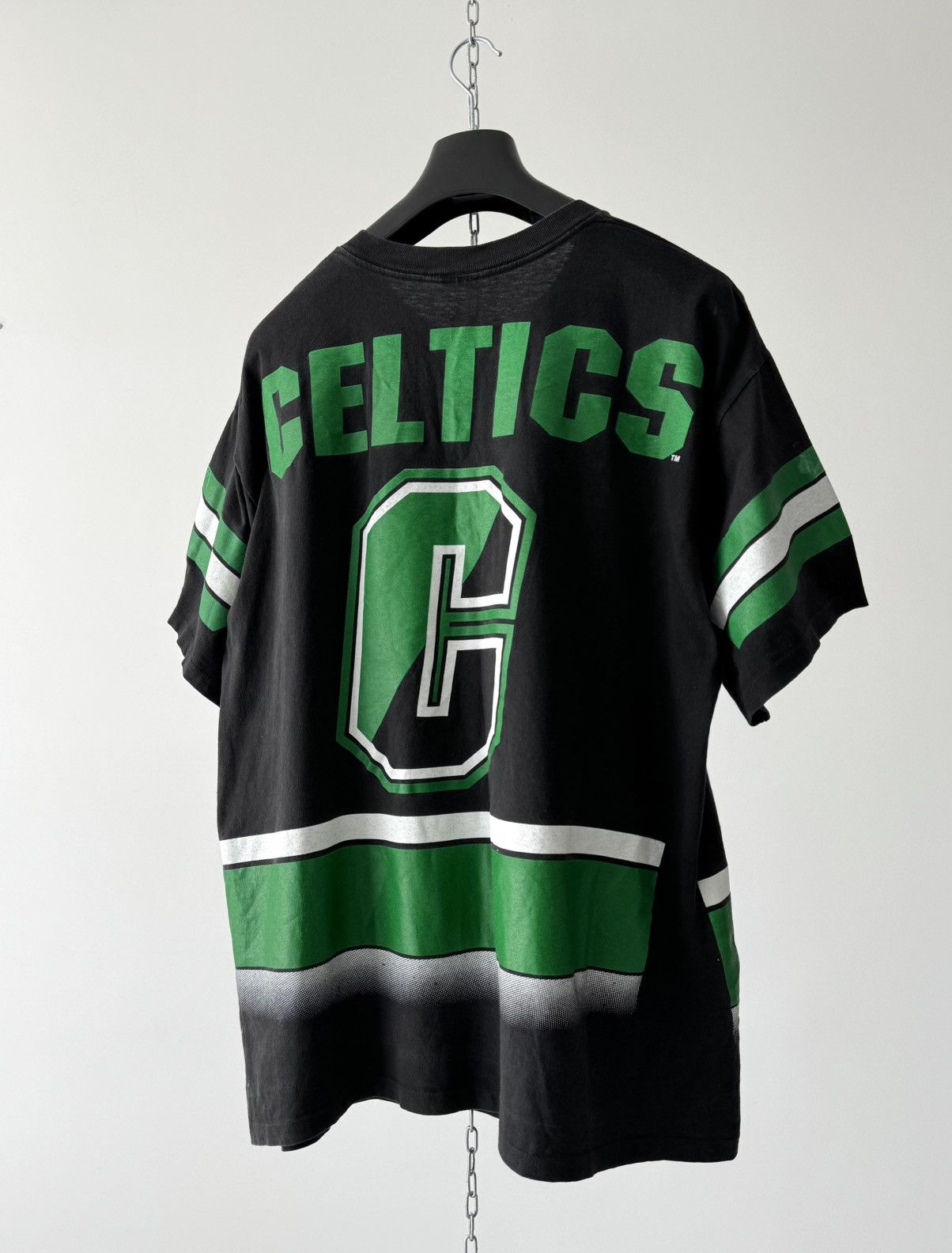 NBA Vintage 90s NBA Boston Celtics Full Print T-Shirt Size US L / EU 52-54 / 3 - 6 Thumbnail