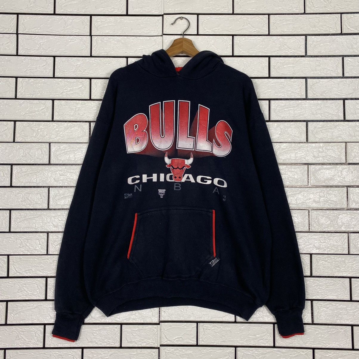 NBA 🔥VINTAGE HOODIE FRONT ROW SALEM SPORTSWEAR NBA CHICAGO BULLS Size US XL / EU 56 / 4 - 12 Thumbnail