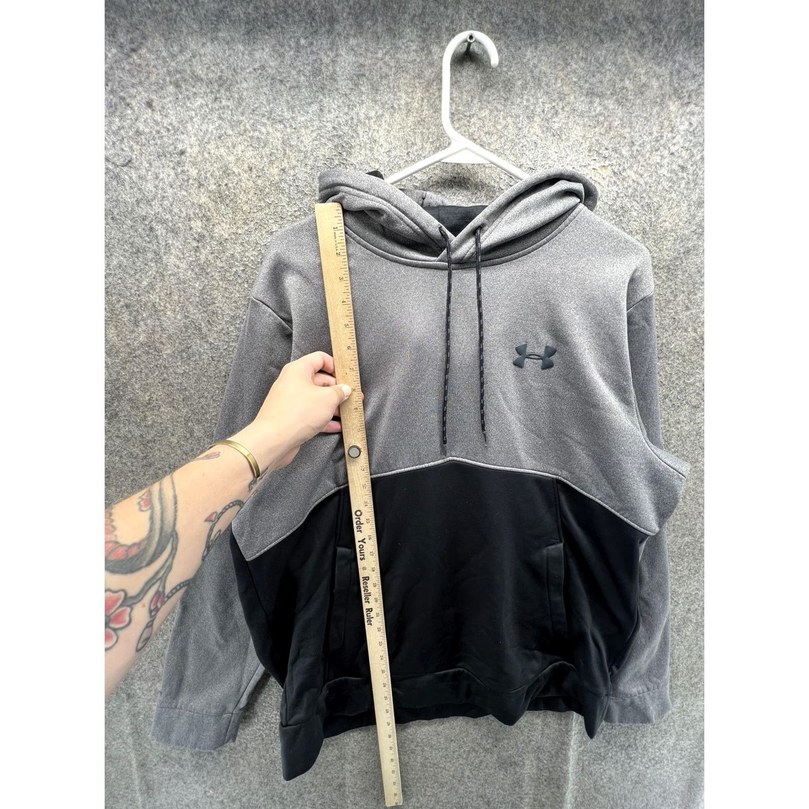 Under Armour Under Armour Hoodie Mens Large Gray Black ColdGear Pullover Fleece Sweatshirt Size US L / EU 52-54 / 3 - 5 Thumbnail