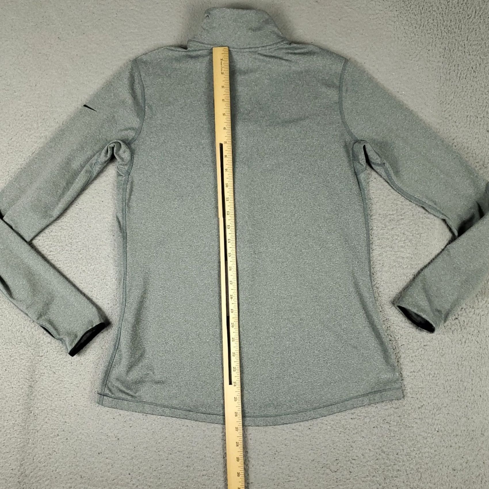 Nike Nike Sweater Womens XL Gray Dri Fit 1/4 Zip Pullover Size XL / US 12-14 / IT 48-50 - 6 Thumbnail