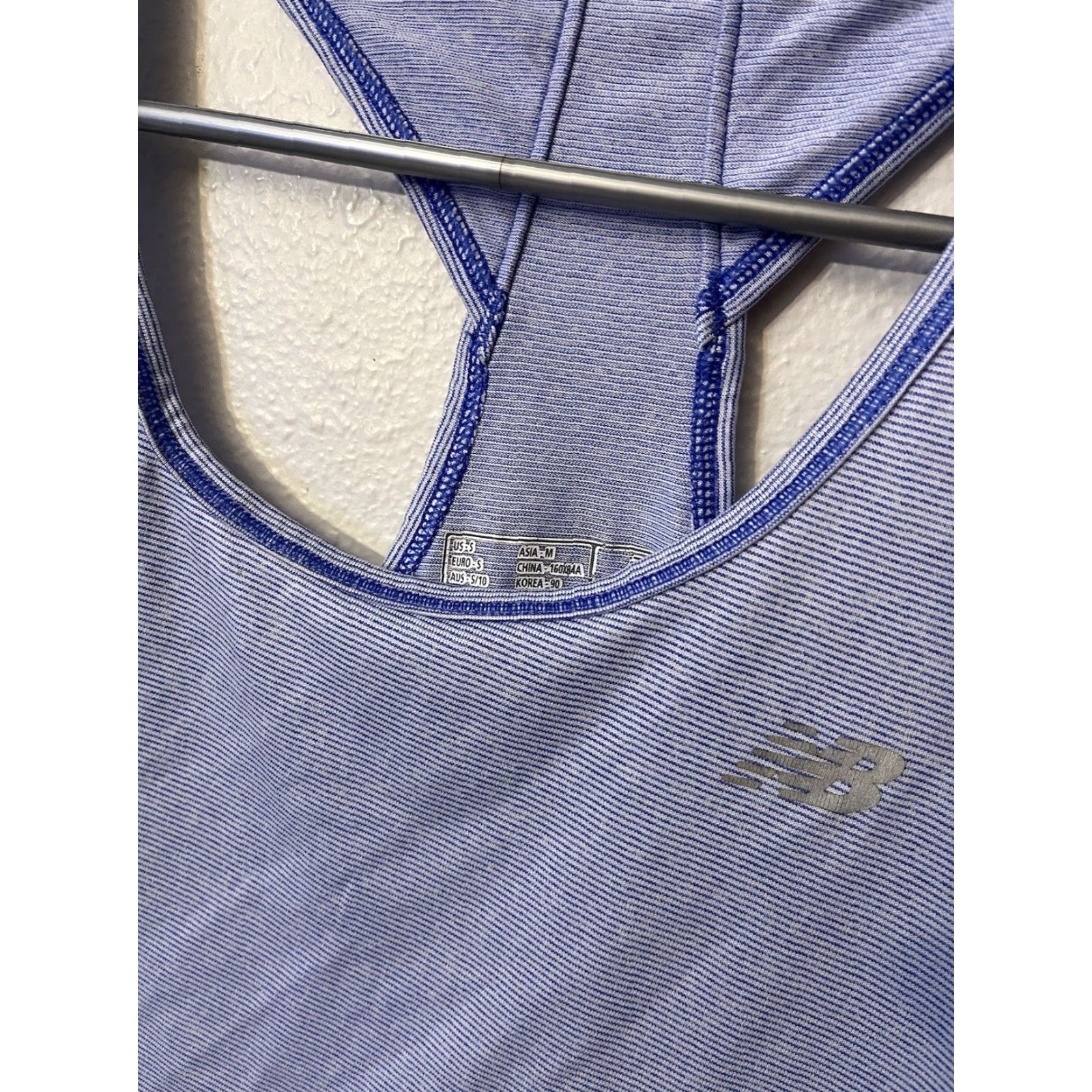 New Balance New Balance Tank Top Blue S Racerback V-Neck Sleeveless Activewear Shirt Women Regular Polyester T-Shirt? Size S / US 4 / IT 40 - 2 Thumbnail