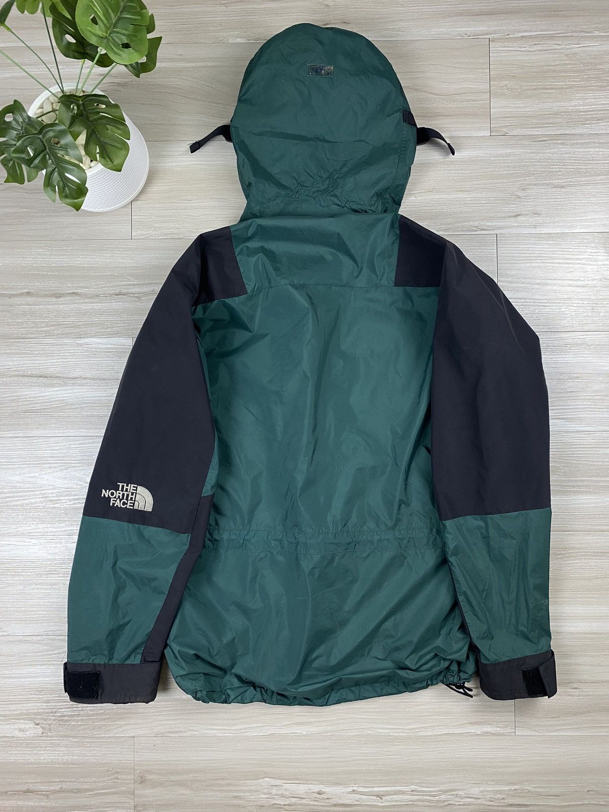The North Face VINTAGE THE NORTH FACE GORE TEX GREEN Size US M / EU 48-50 / 2 - 7 Thumbnail