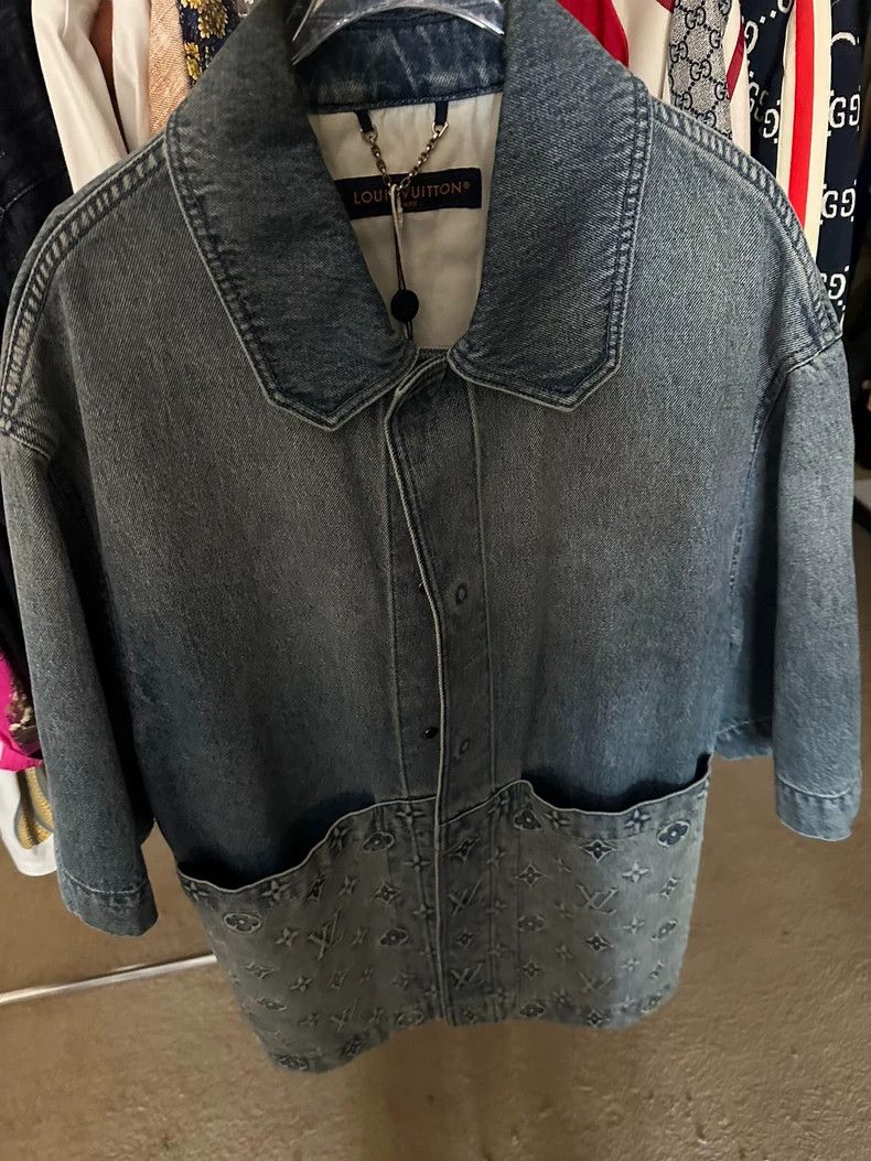 Louis Vuitton Louis Vuitton Light washed denim jacket Size US L / EU 52-54 / 3 - 1 Thumbnail