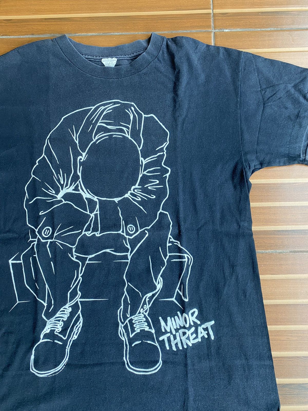 Band Tees × Vintage 💸BINDINGOFFER💸Vintage Minor Threat Ian mackaye photos tee Size US M / EU 48-50 / 2 - 2 Thumbnail