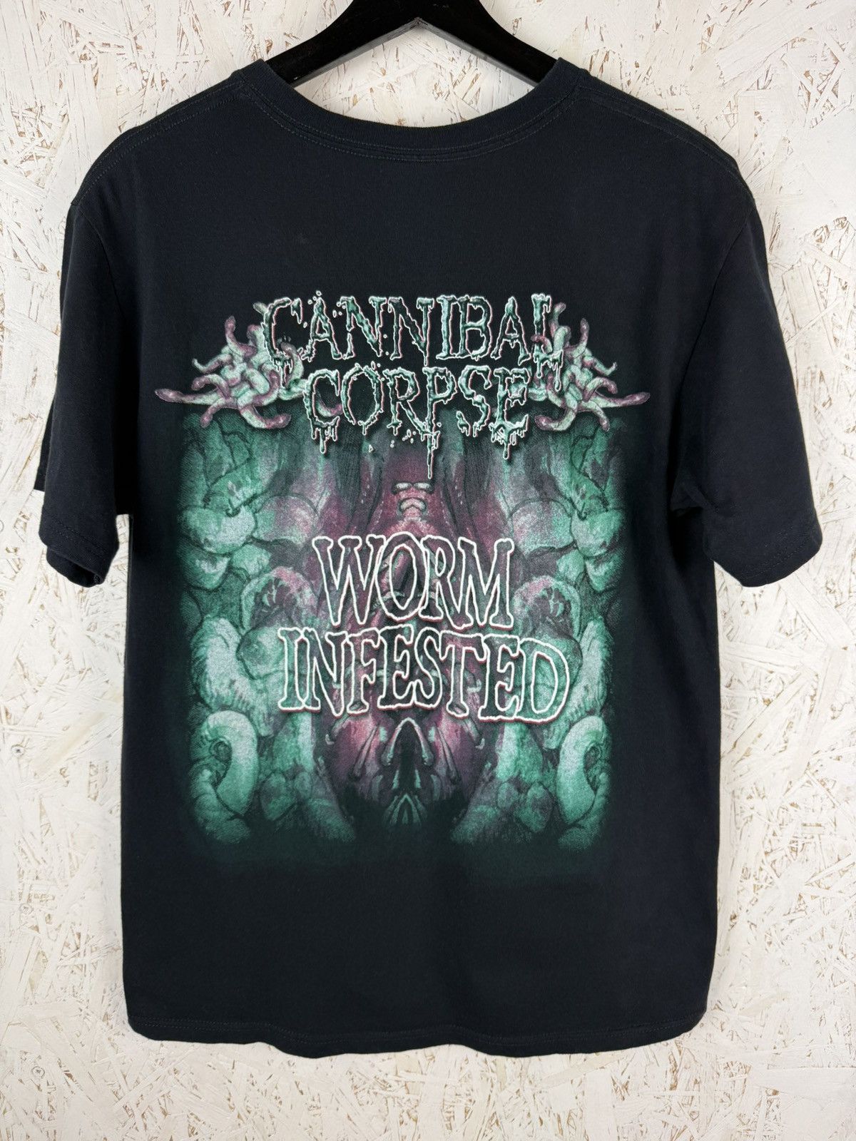 Band Tees 00s Cannibal Corpse 2002 Worm Infested Death Metal T-Shirt M Size US M / EU 48-50 / 2 - 6 Thumbnail