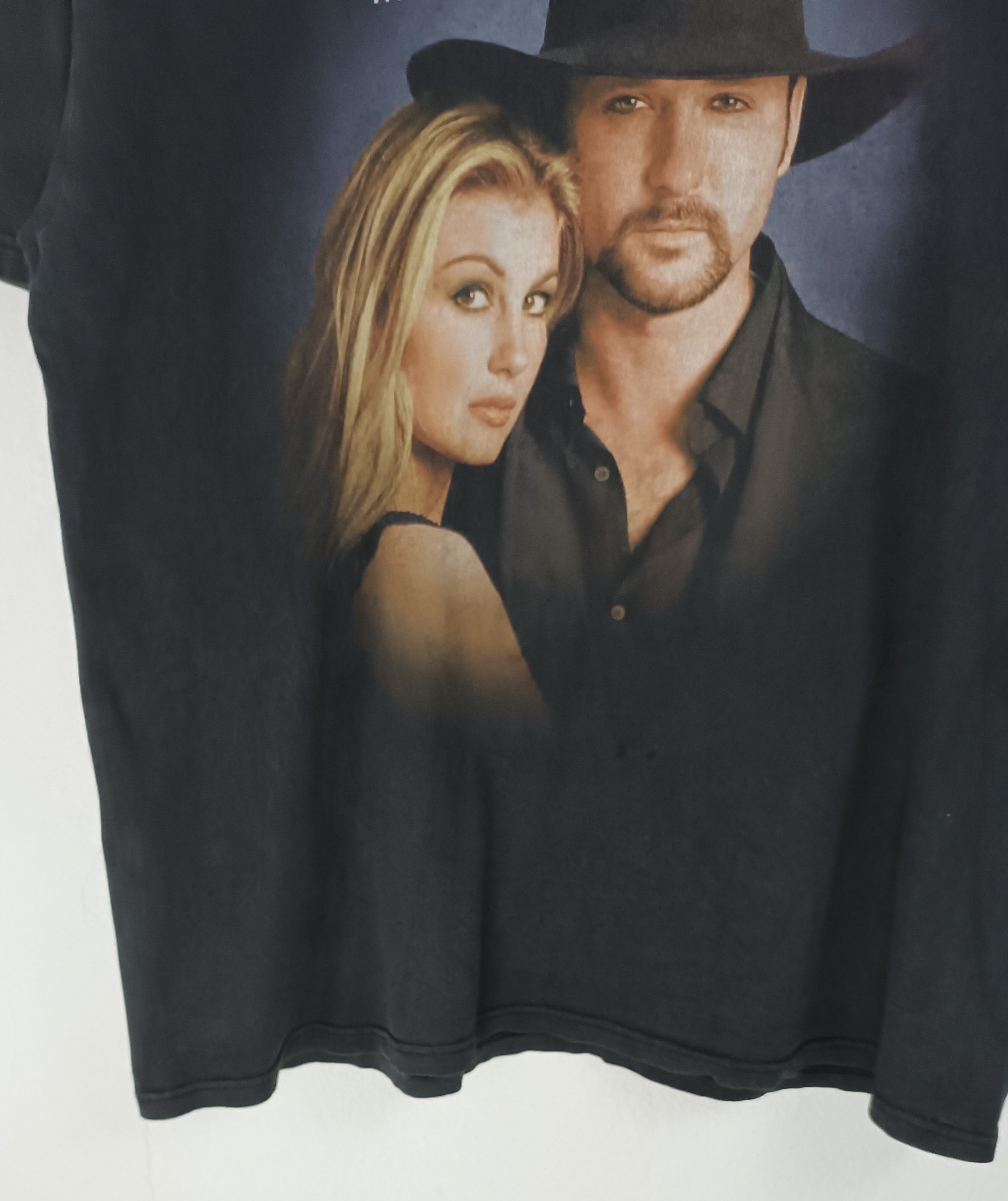 Vintage RARE🔥VINTAGE 2000's FADED FAITH HILL & TIM MCGRAW TOUR TEES Size US L / EU 52-54 / 3 - 8 Thumbnail