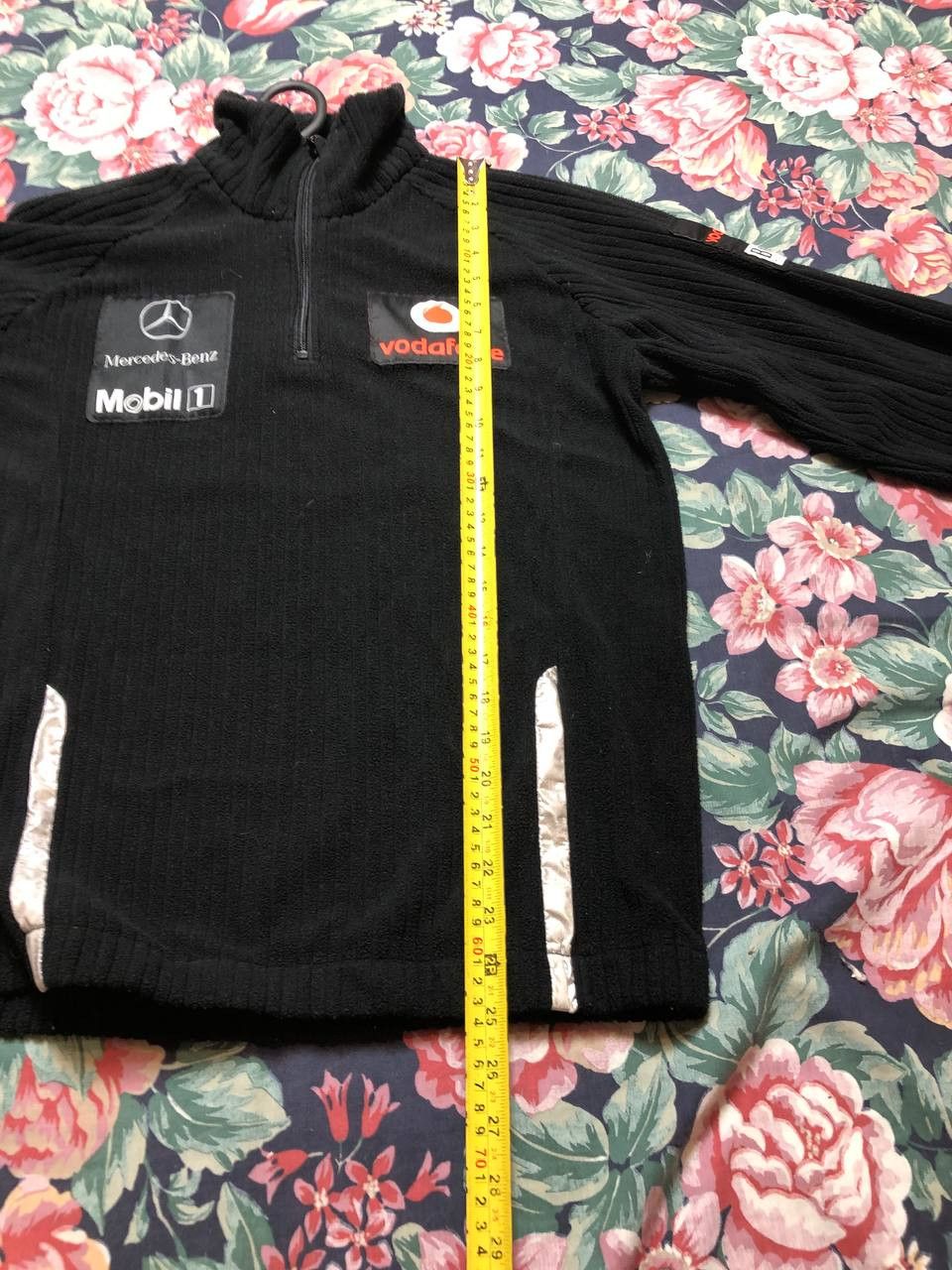 Mercedes-Benz Vodafone McLaren Mercedes HUGO BOSS Sweater Size US S / EU 44-46 / 1 - 12 Thumbnail