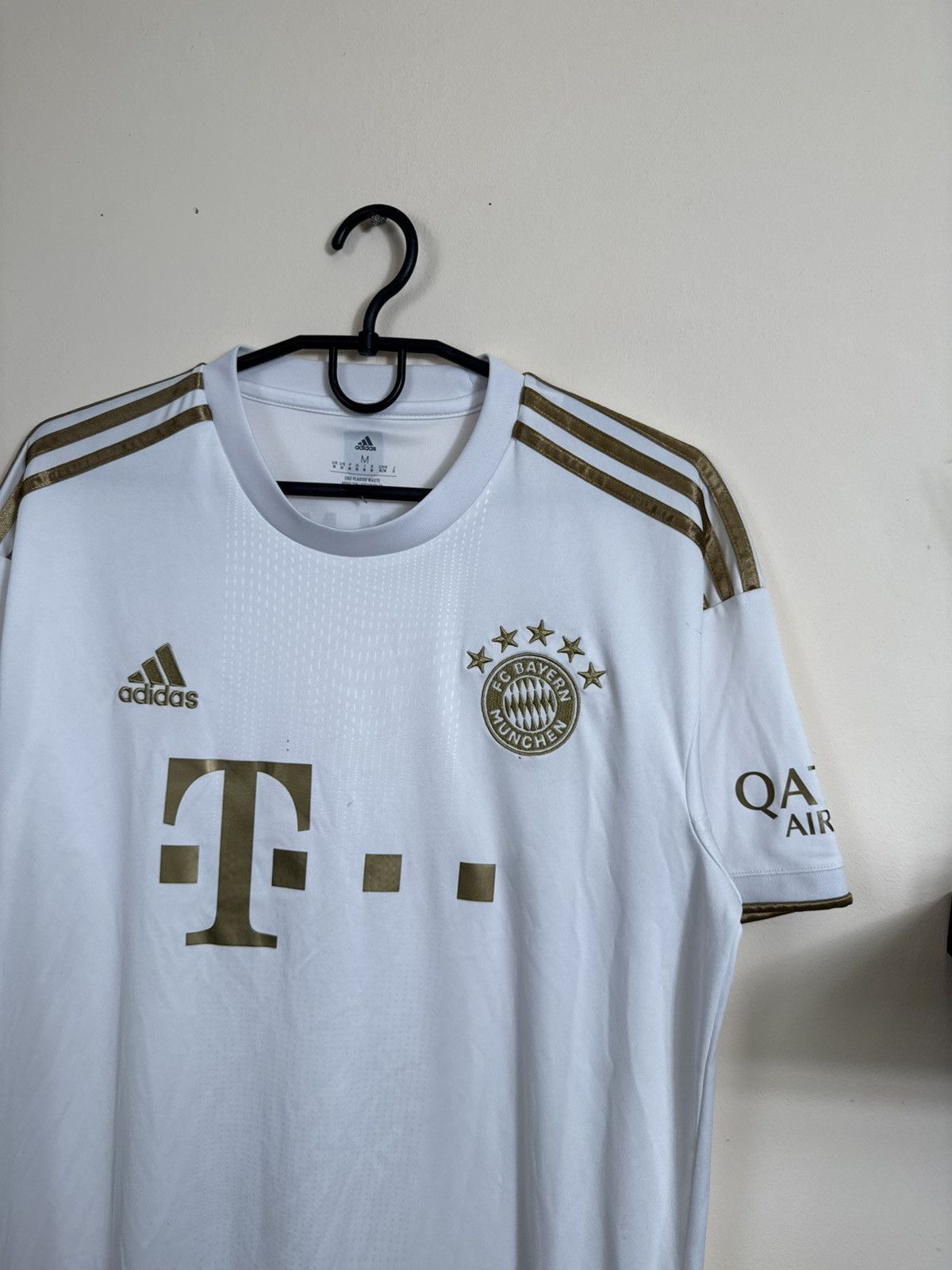 Adidas Adidas Bayern Munich Jersey 2022-23 M Away Football Shirt Size US M / EU 48-50 / 2 - 11 Thumbnail