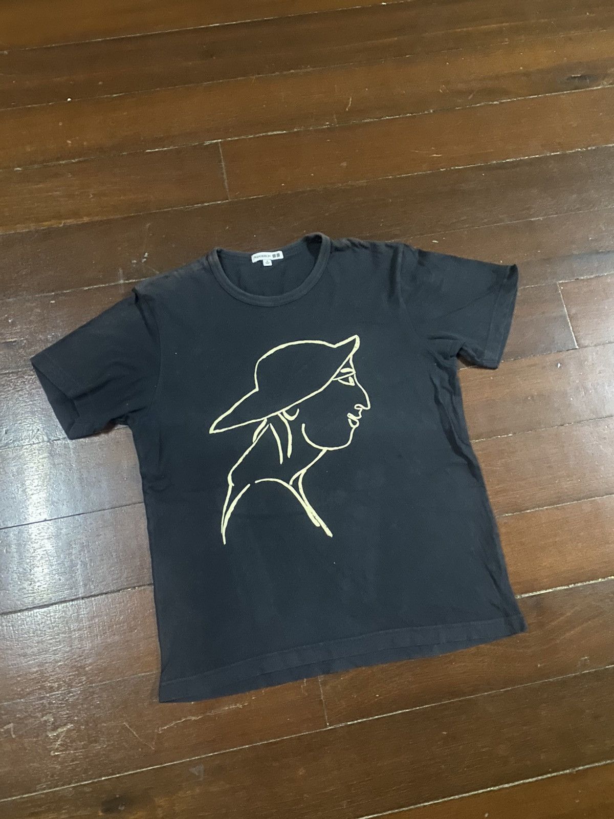 JW Anderson × Japanese Brand × Uniqlo Vintage Uniqlo x JW Anderson Graphic T-shirt Size US M / EU 48-50 / 2 - 3 Thumbnail