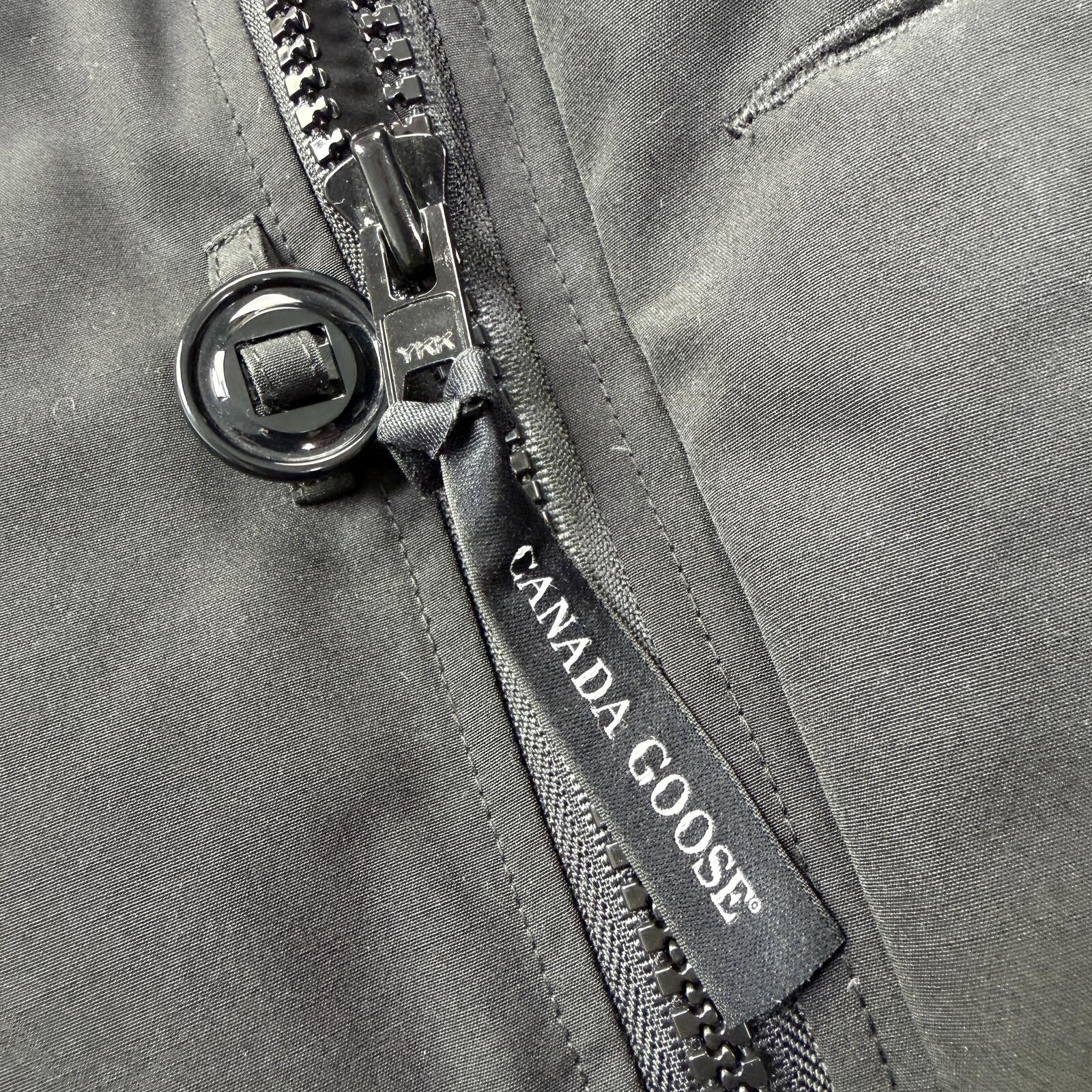 Canada Goose Canada Goose Chateau Size S Size US S / EU 44-46 / 1 - 7 Thumbnail