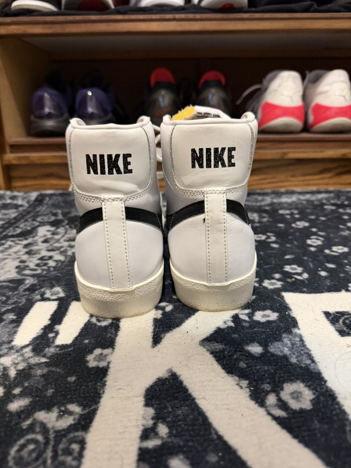 Nike NIKE BLAZER MID '77 VINTAGE Size US 9.5 / EU 42-43 - 5 Thumbnail