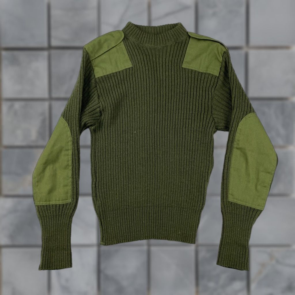 Vintage DSCP Wool Sweater Mens 36 Green US Military Valor Collection Logo Pullover Crew Neck All Seasons Knit Wool Regular Size US M / EU 48-50 / 2 - 1 Thumbnail