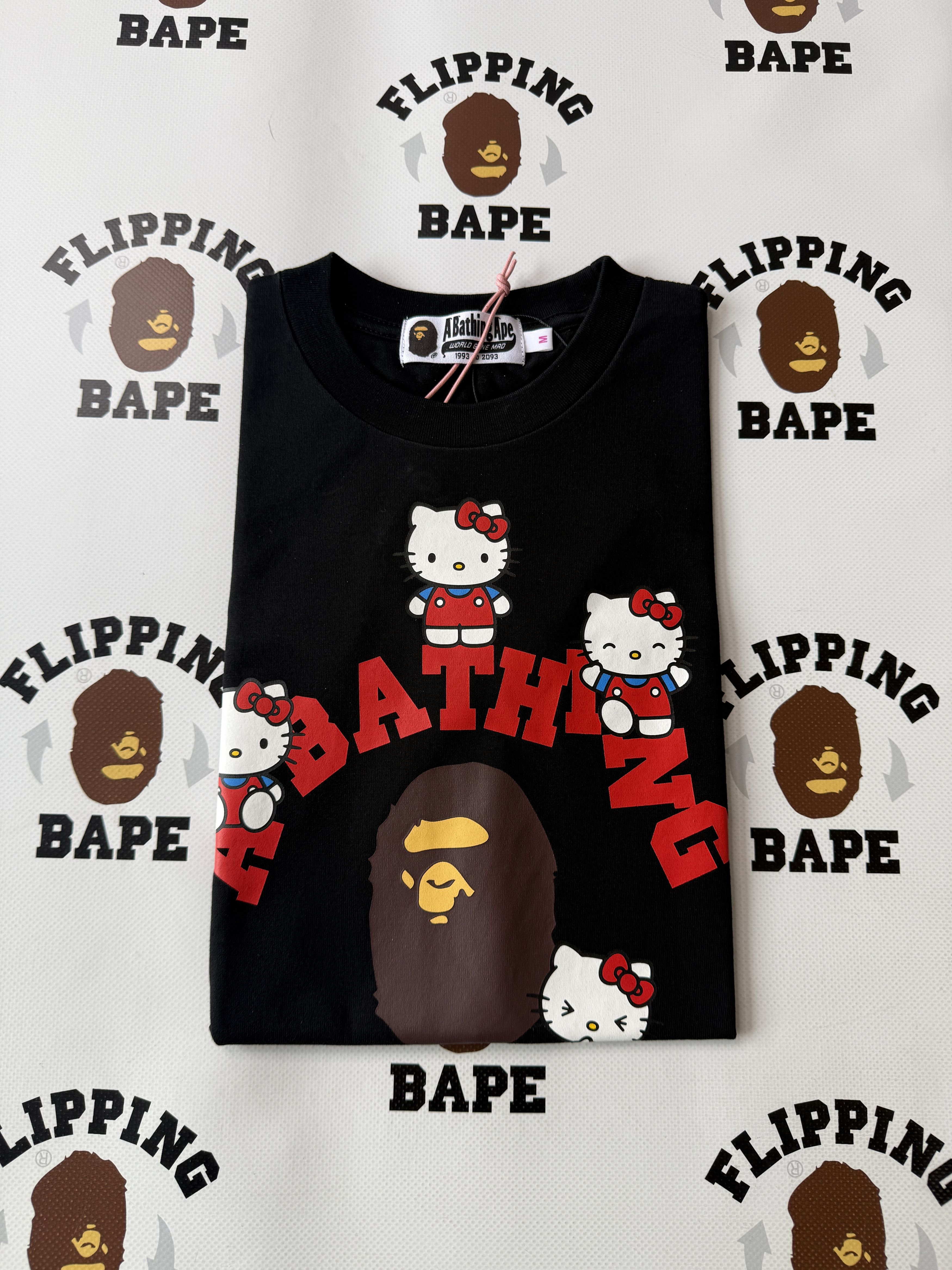 Bape BAPE X HELLO KITTY COLLEGE MINI TEE LADIES Size M / US 6-8 / IT 42-44 - 9 Thumbnail
