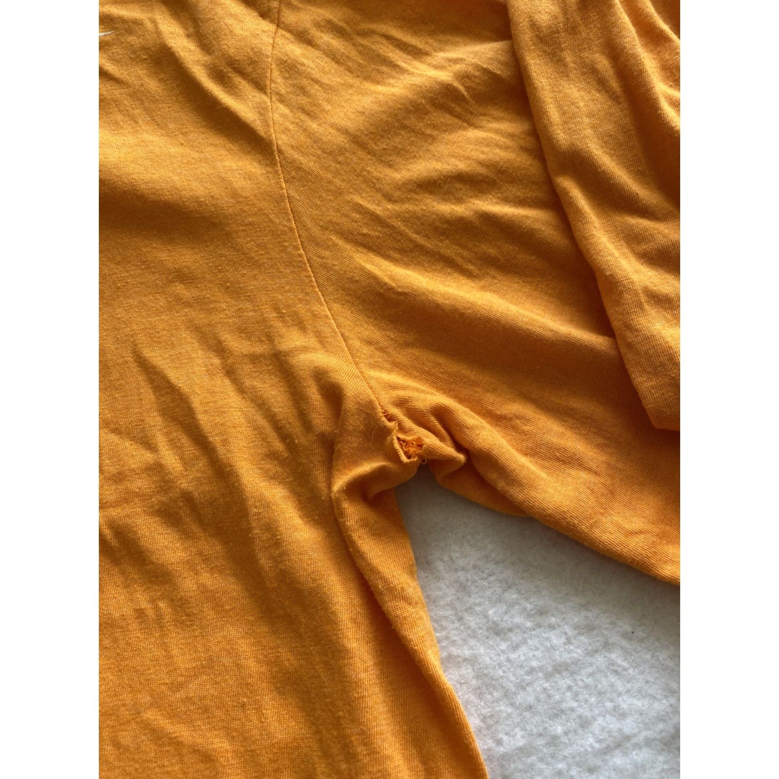 Nike NIKE T Shirt Mens Size L Long Sleeve 18-31 Orange Shirt Mens Long Sleeve Nike 18-31 Size US L / EU 52-54 / 3 - 4 Thumbnail