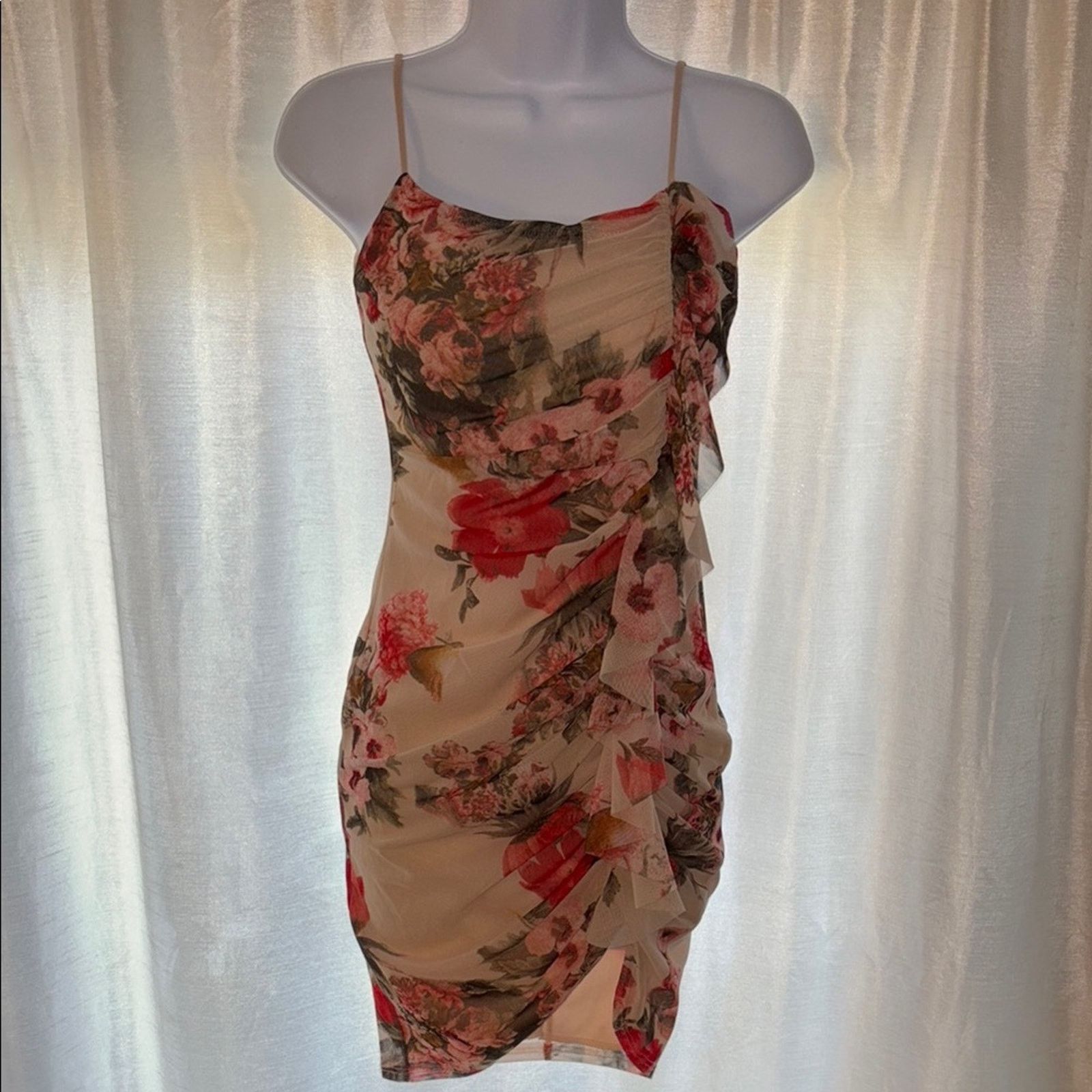 The Unbranded Brand Charlotte Russe Pink/Green Floral Mini Dress - Size Small Size S / US 4 / IT 40 - 1 Thumbnail