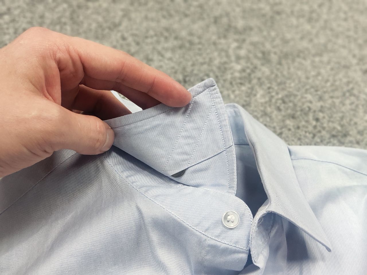 Giorgio Armani Giorgio Armani Design with Light blue thin Long sleeve shirt Size US M / EU 48-50 / 2 - 17 Thumbnail