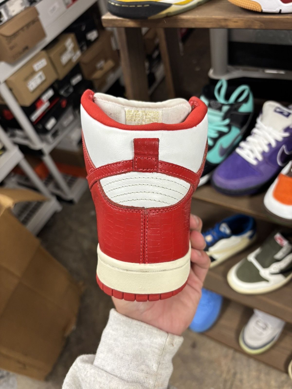 Nike × Supreme Nike supreme red stars Size US 9 / EU 42 - 4 Thumbnail