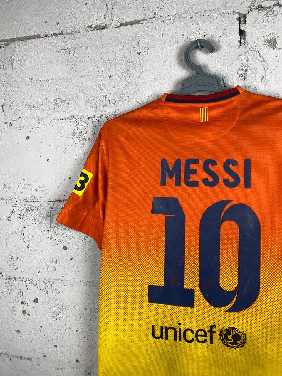 Nike Nike Barcelona 2012 2013 Away Football Shirt Soccer Jersey Size US L / EU 52-54 / 3 - 13 Thumbnail