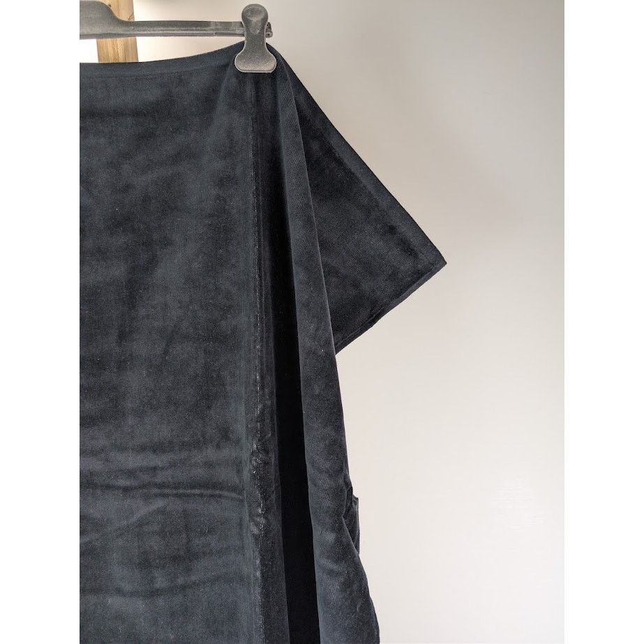 Amiri o1rshd1 Q:5 / Size: OS / Small Logo Towel in Black/White Size ONE SIZE - 3 Thumbnail