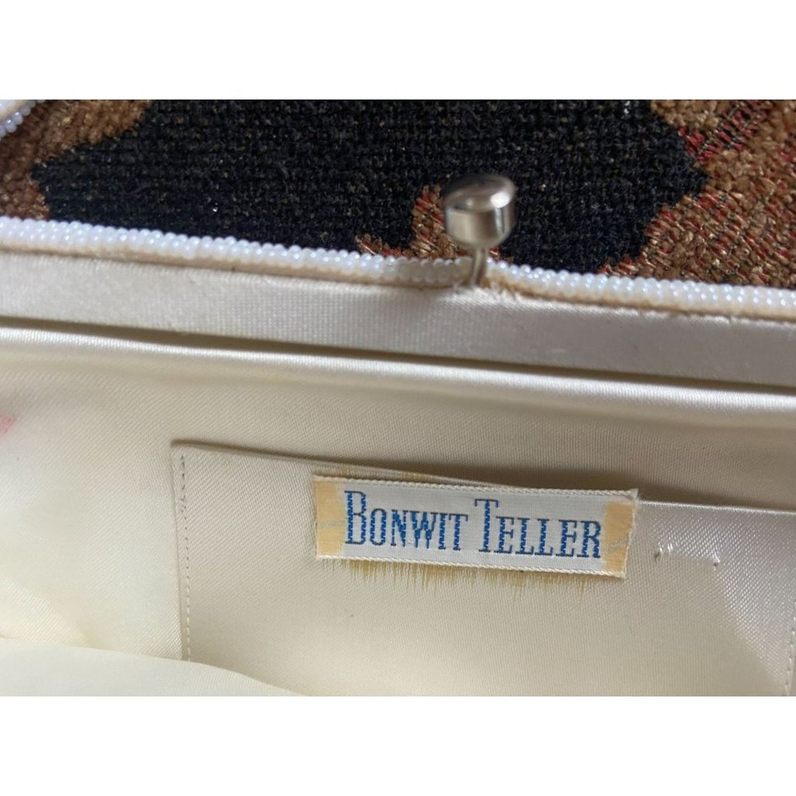 Vintage Vintage Bonwit Teller Beaded Beautiful Clutch Handbag Size ONE SIZE - 5 Thumbnail
