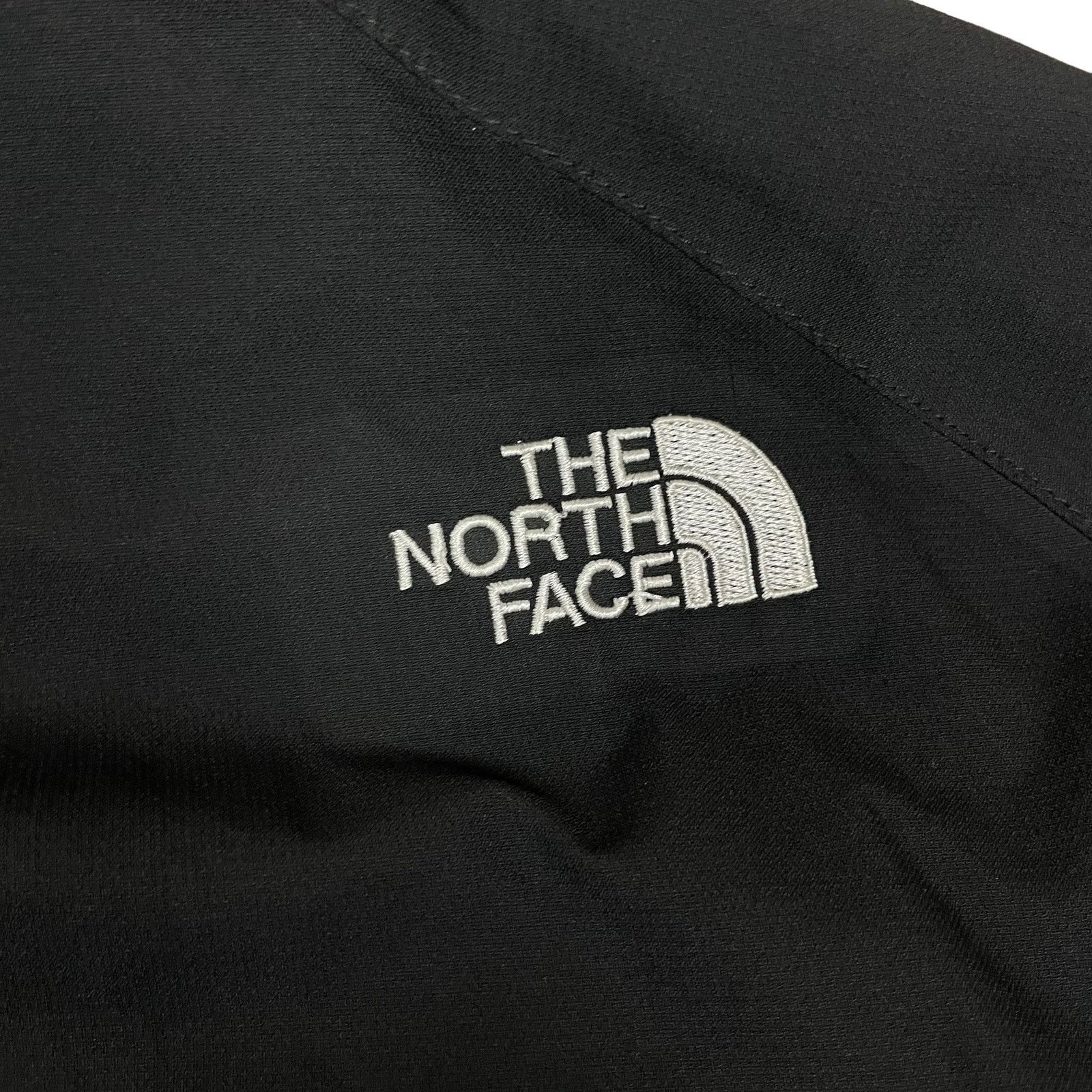 The North Face × Vintage The North Face Women's Gore-Tex Paclite Shell Rain Jacket L Size L / US 10 / IT 46 - 3 Thumbnail