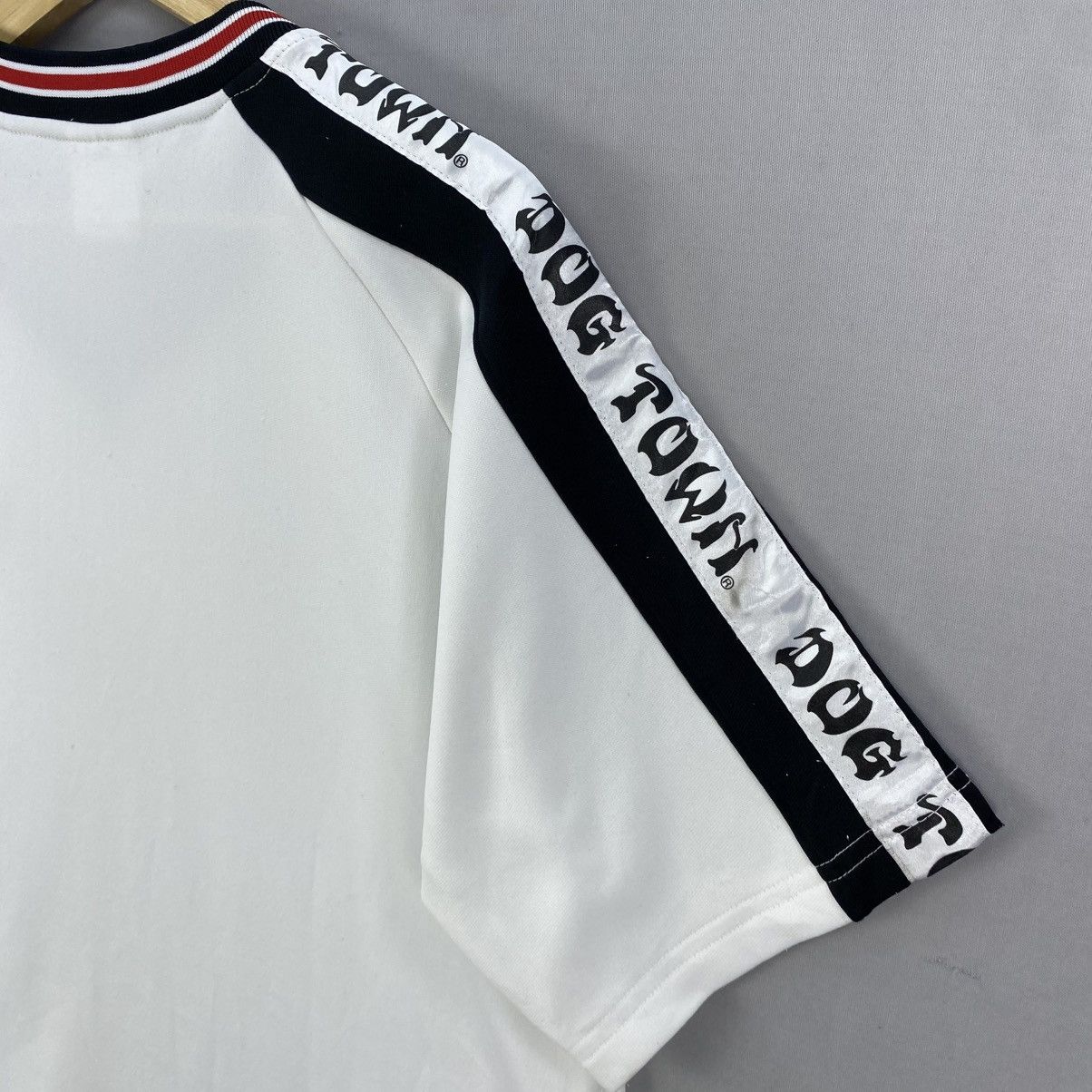 Dogtown ⁠ ⁠Dogtown Side Stripe Tee – 00s Skate Vibe Size US M / EU 48-50 / 2 - 5 Thumbnail