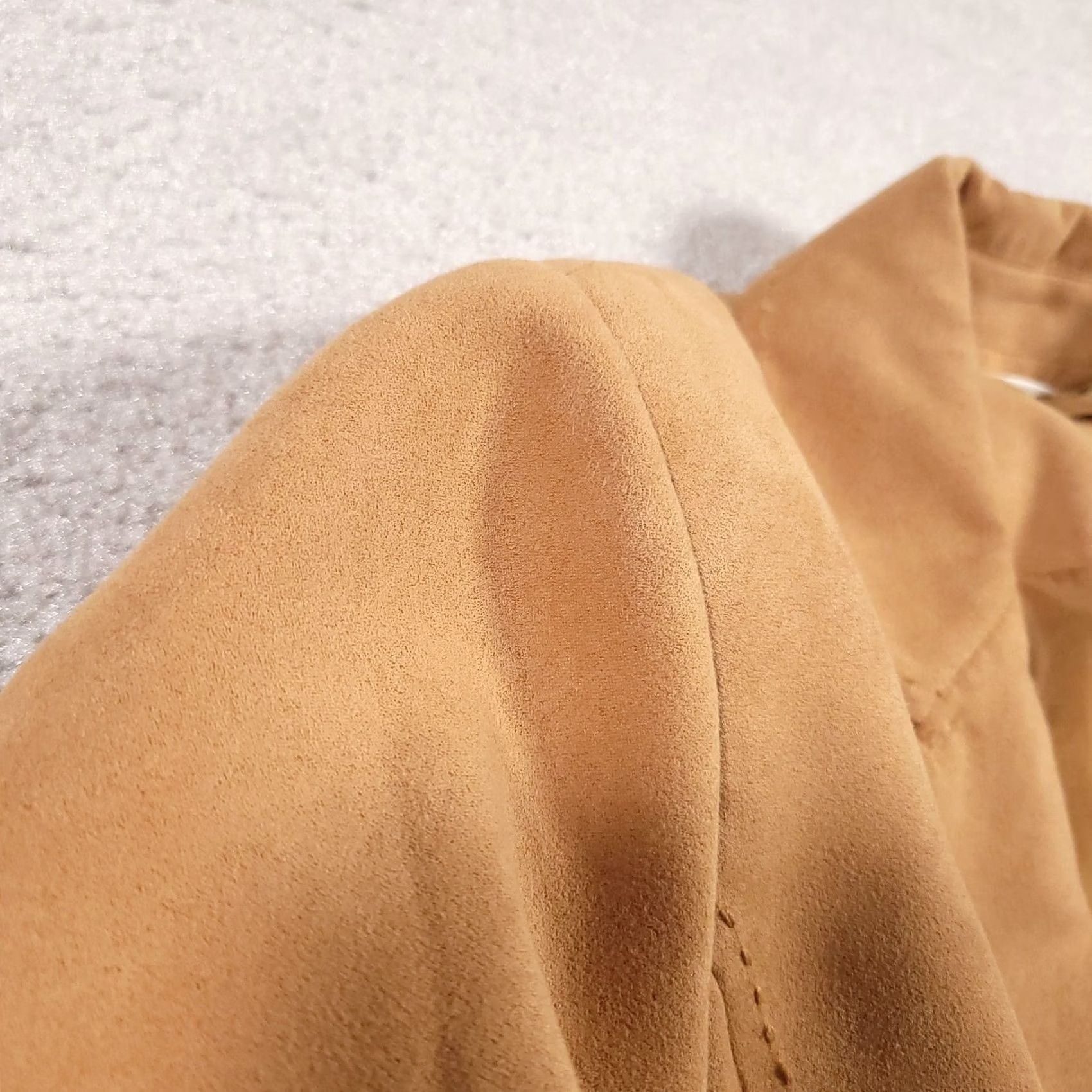 Vintage VINTAGE Studio Works Faux Suede Button Up Shirt Women's 10 Tan Long Sleeve Collar Lined Size L / US 10 / IT 46 - 6 Thumbnail