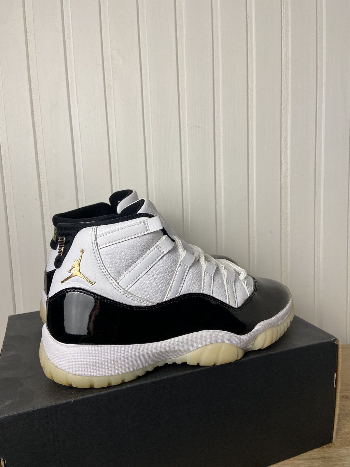 Jordan Brand Used Jordan 11 Retro Gratitude Authentic Size 8US Size US 8 / EU 41 - 4 Thumbnail