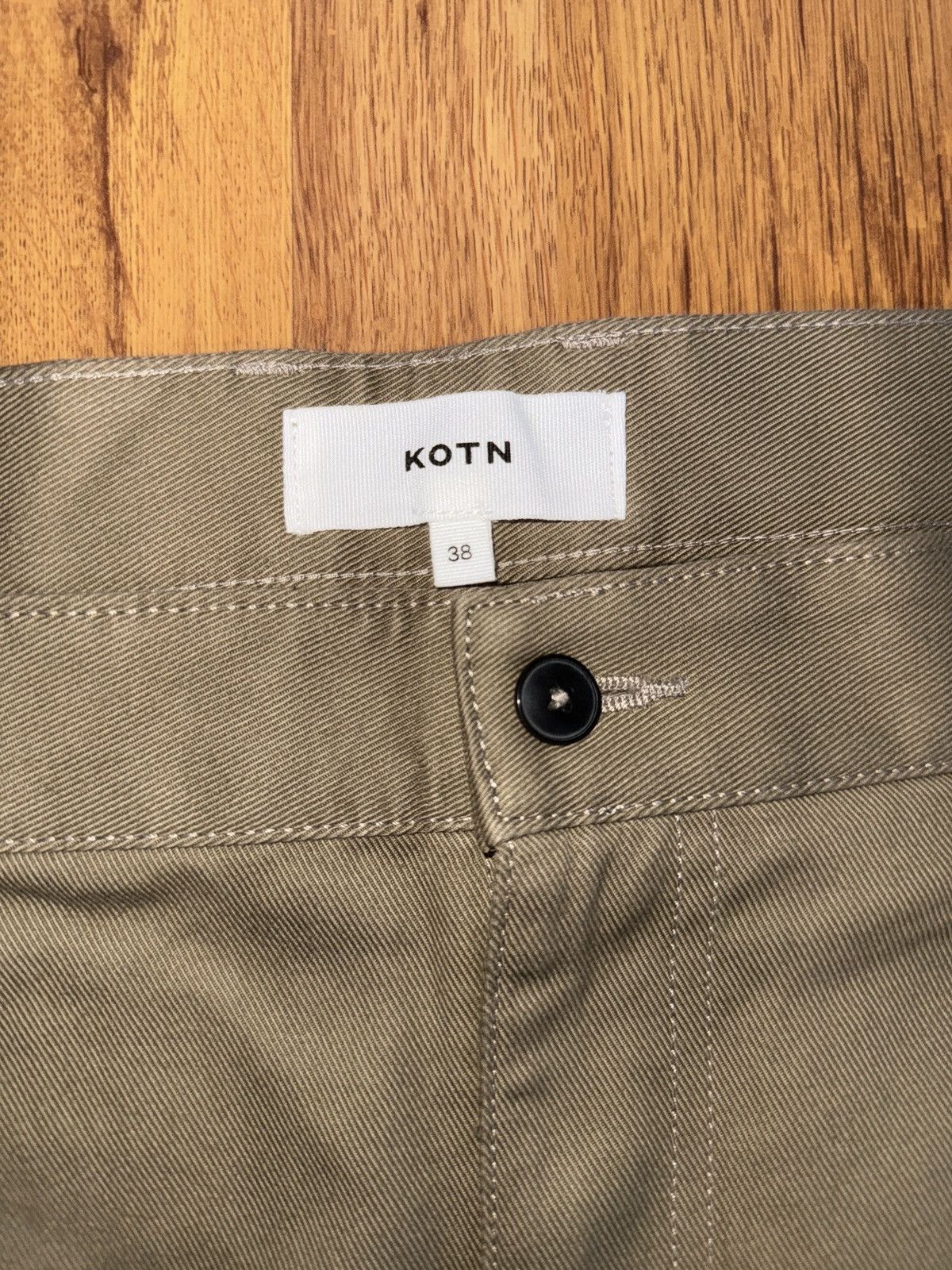 Kotn wide legged pleated pants Size US 38 / EU 54 - 3 Thumbnail