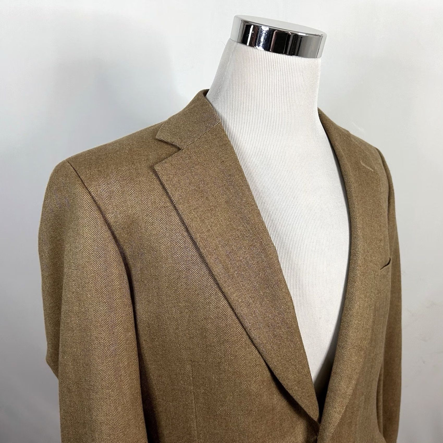 Paul Stuart Paul Stuart 42 Sport Coat 100% Cashmere Beige Herringbone Two-Button Men's Regular Jacket Beige Sports Coat 42 Mens Size US XS / EU 42 / 0 - 2 Thumbnail