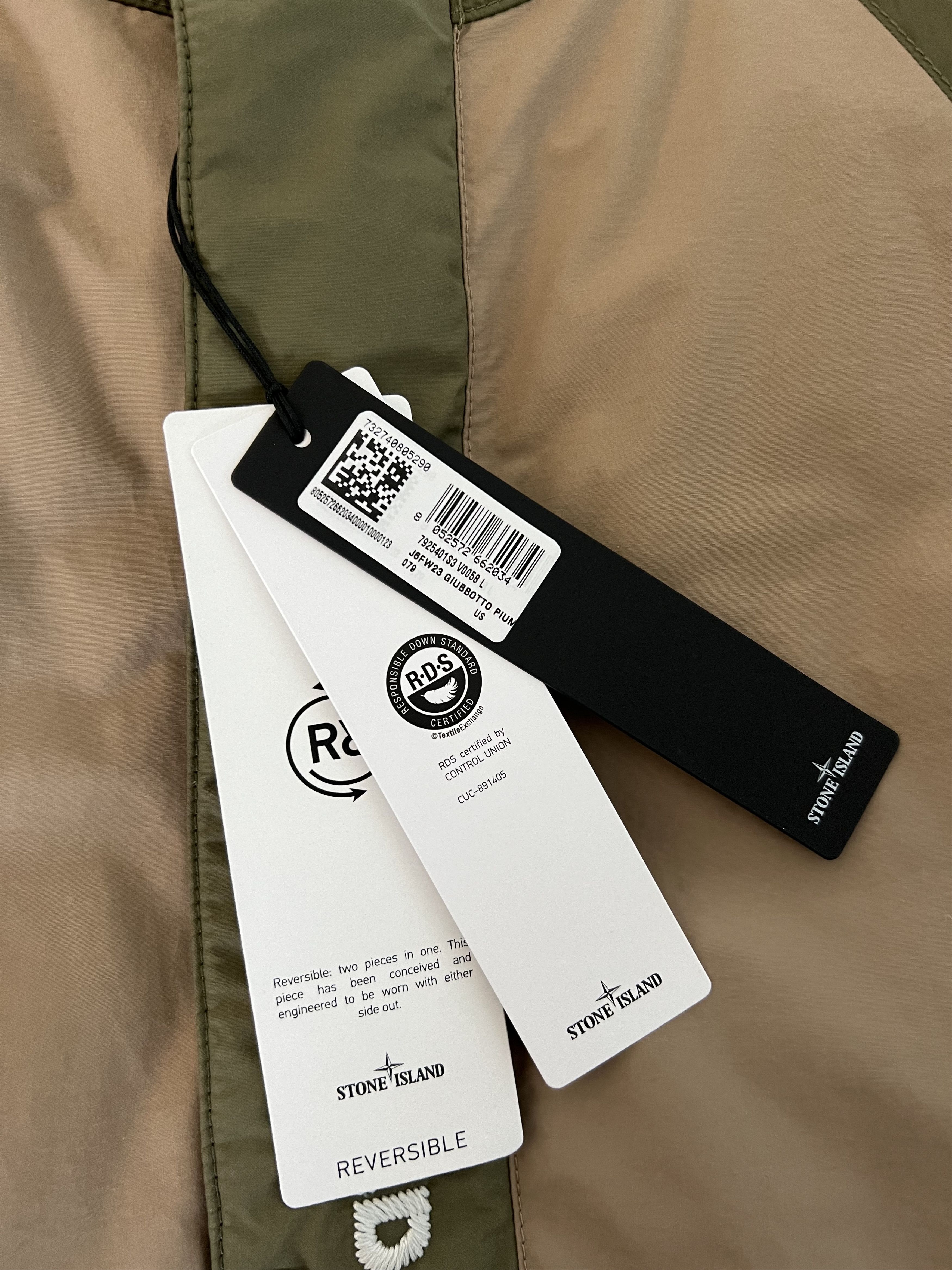 Stone Island × Supreme Supreme Stone Island Reversible Down Puffer Jacket in Olive Size US L / EU 52-54 / 3 - 15 Thumbnail