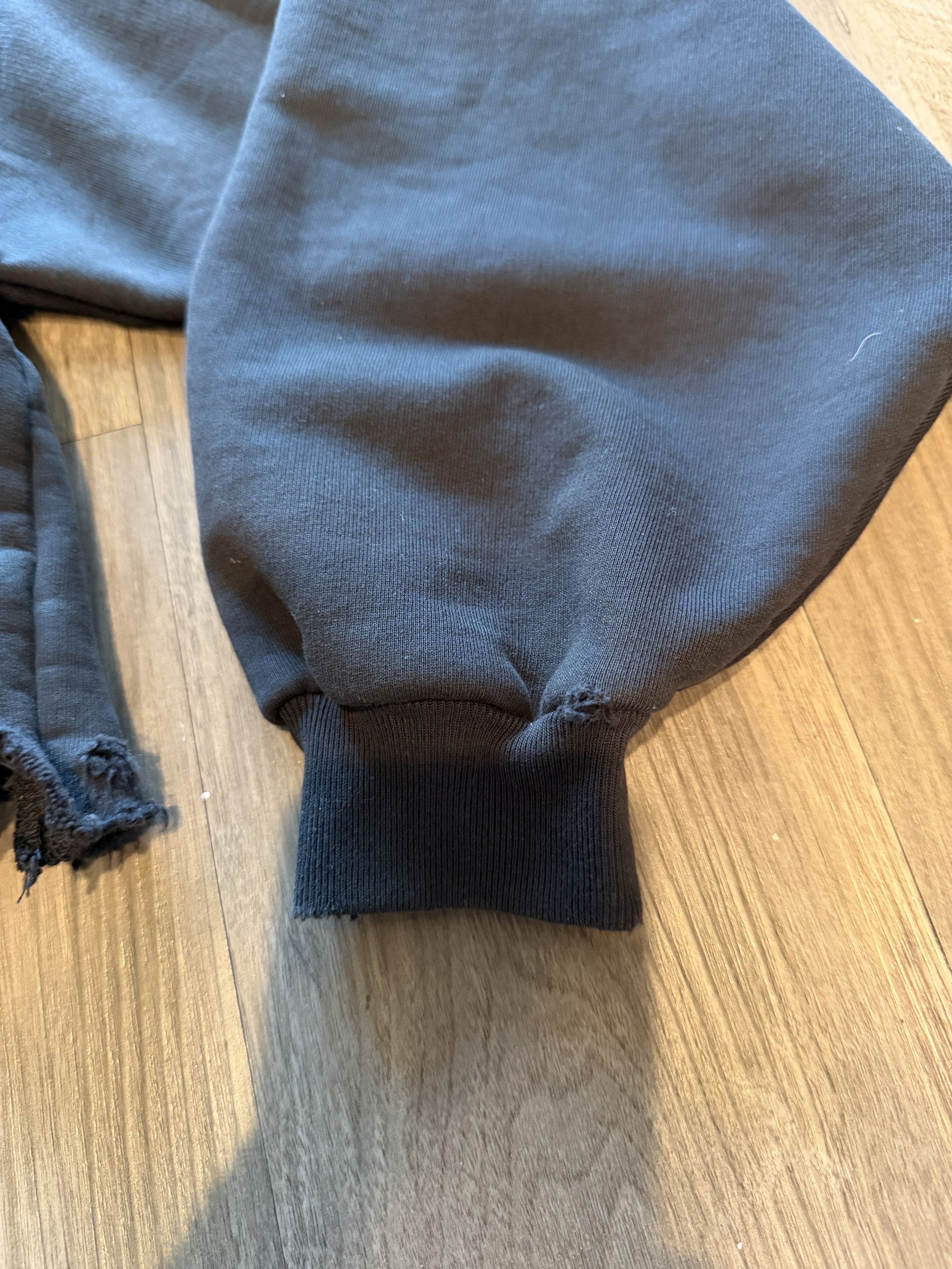 Balenciaga Balenciaga Loop Logo Cropped Hoodie Size US L / EU 52-54 / 3 - 4 Thumbnail