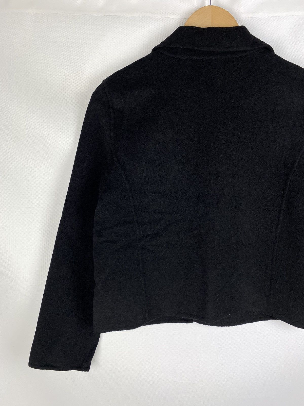 Carolina Herrera CH Carolina Herrera ladies wool cropped jacket size 6 Size M / US 6-8 / IT 42-44 - 19 Thumbnail