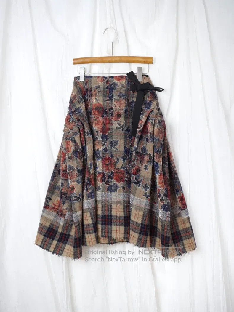 Comme des Garcons Comme Des Garcons size S Floral Layered Wrap Skirt Size 23" - 1 Thumbnail