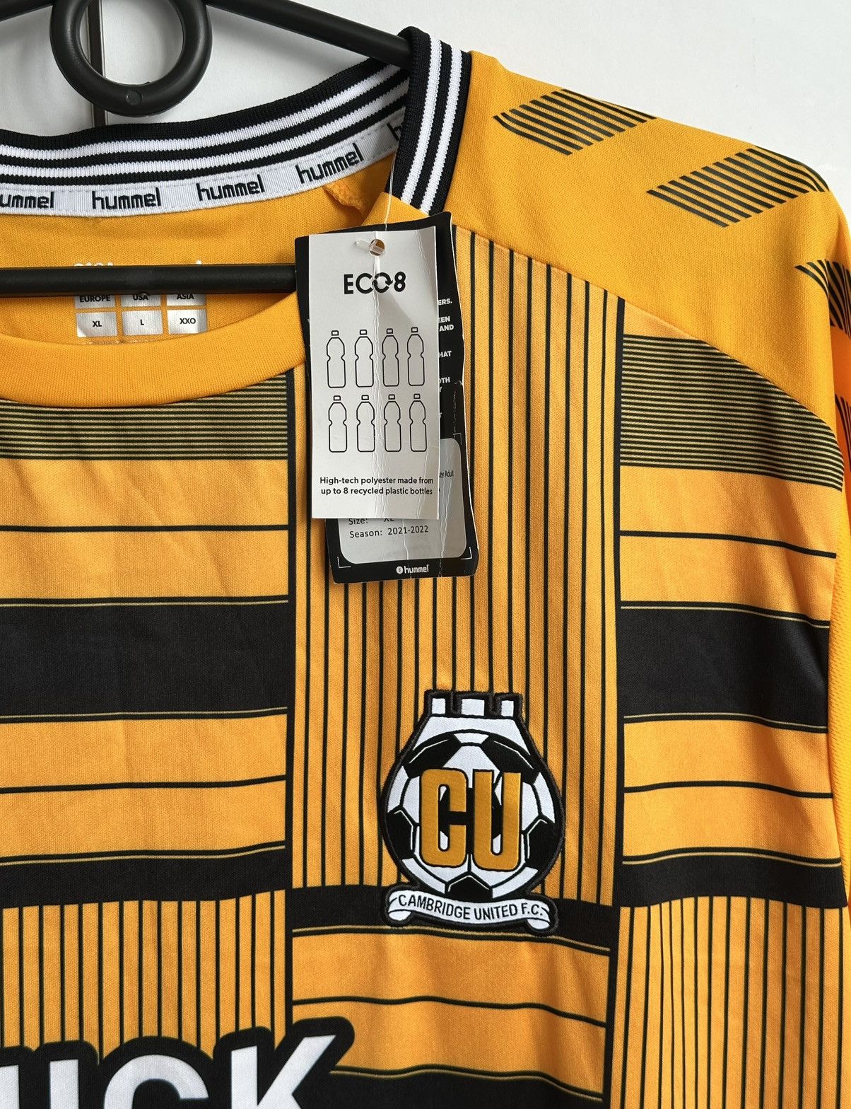 Hummel Hummel Cambridge United 2021 home Football Shirt Size XL Size US XL / EU 56 / 4 - 5 Thumbnail